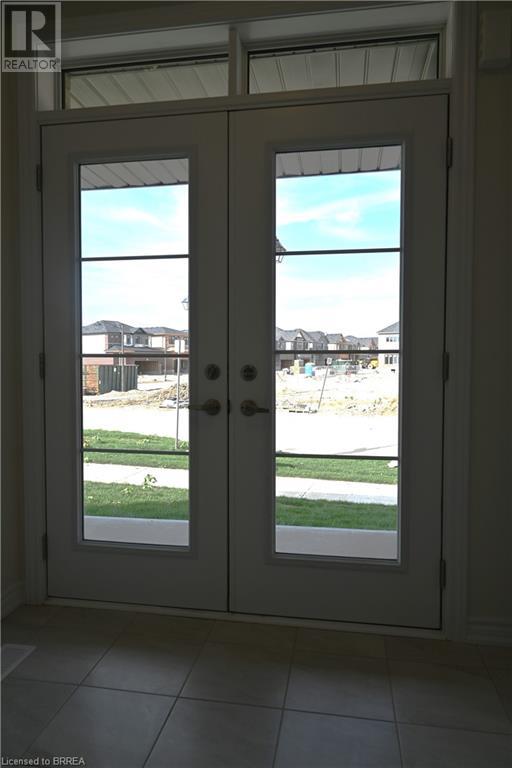 Photo 10 of 1 Bee Crescent, Brantford ON