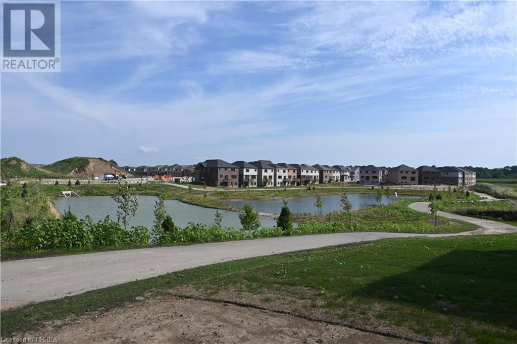 Photo 42 of 1 Bee Crescent, Brantford ON