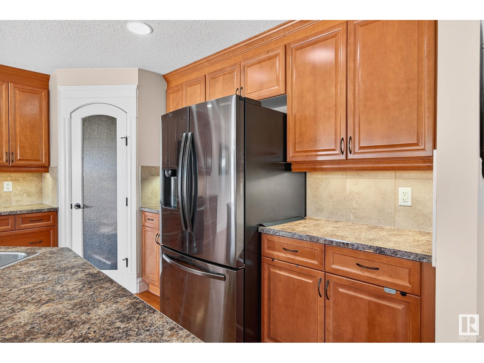 Photo 4 of 4224 157 Av Nw, Edmonton AB