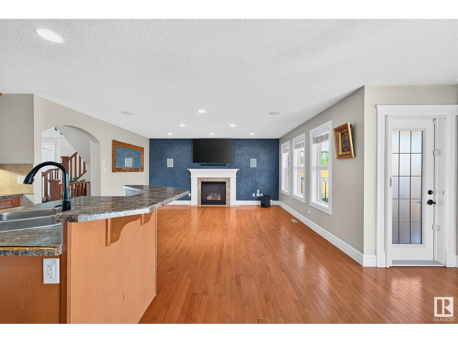Photo 20 of 4224 157 Av Nw, Edmonton AB