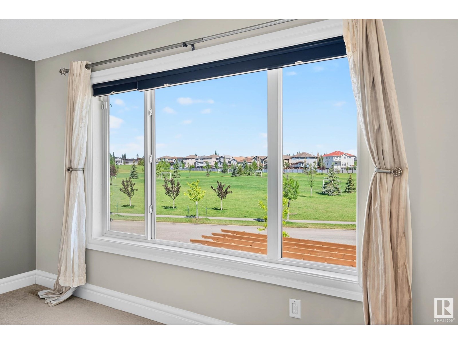 Photo 42 of 4224 157 Av Nw, Edmonton AB