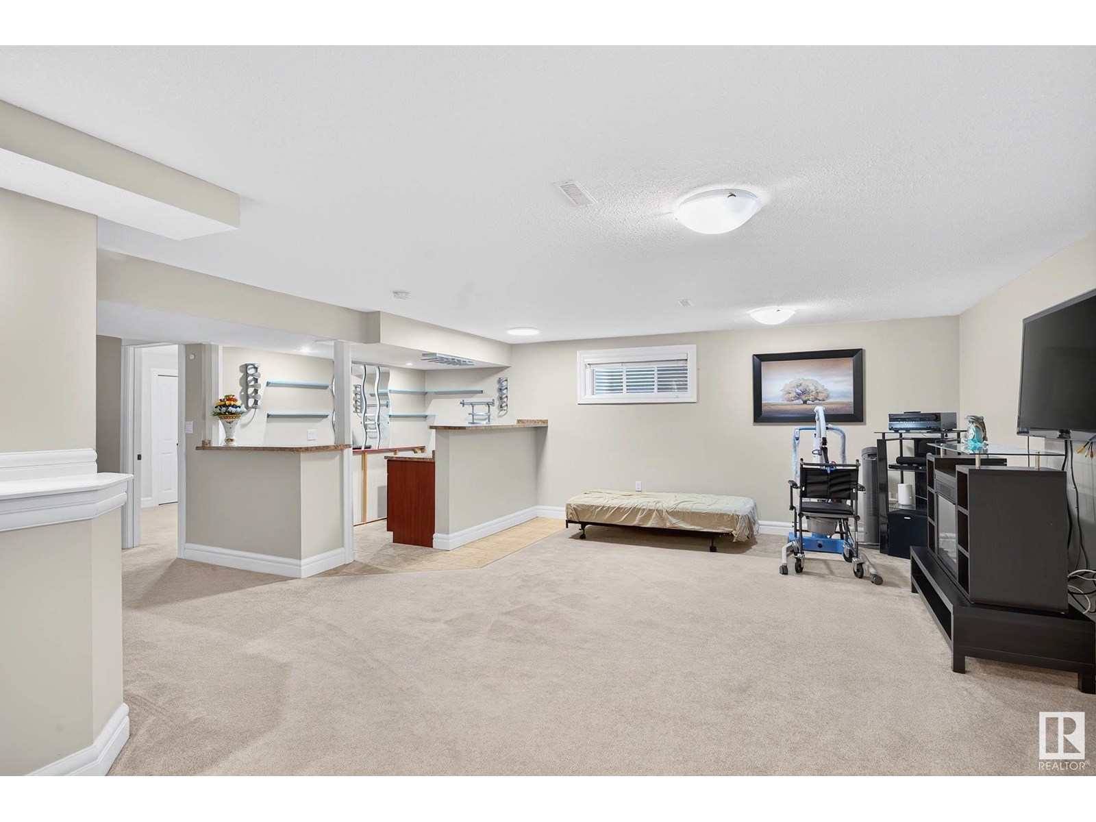 Photo 45 of 4224 157 Av Nw, Edmonton AB
