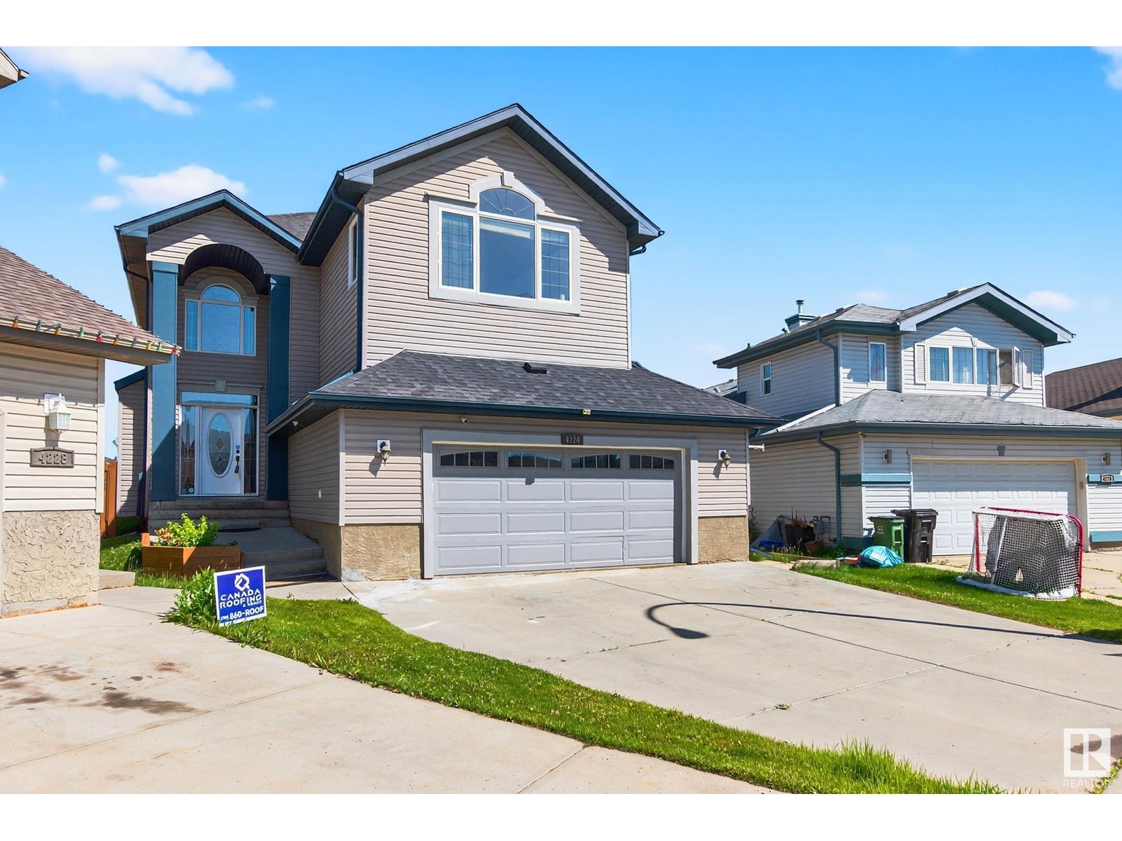 Photo 10 of 4224 157 Av Nw, Edmonton AB