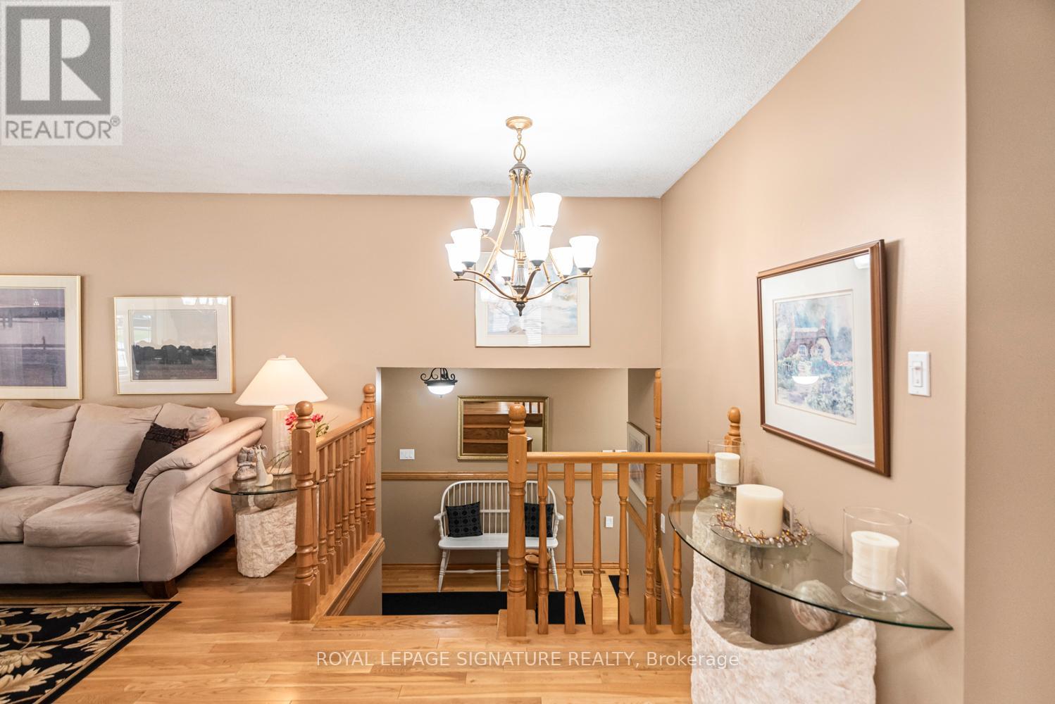 Photo 46 of 55 Hanover Place, Hamilton ON