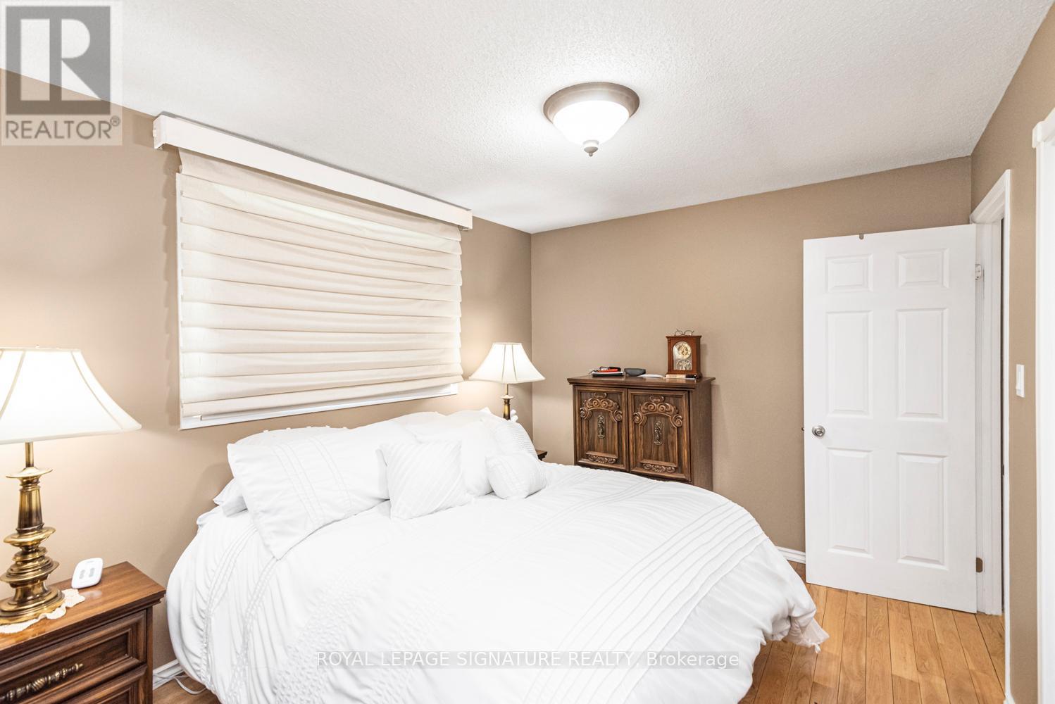 Photo 48 of 55 Hanover Place, Hamilton ON