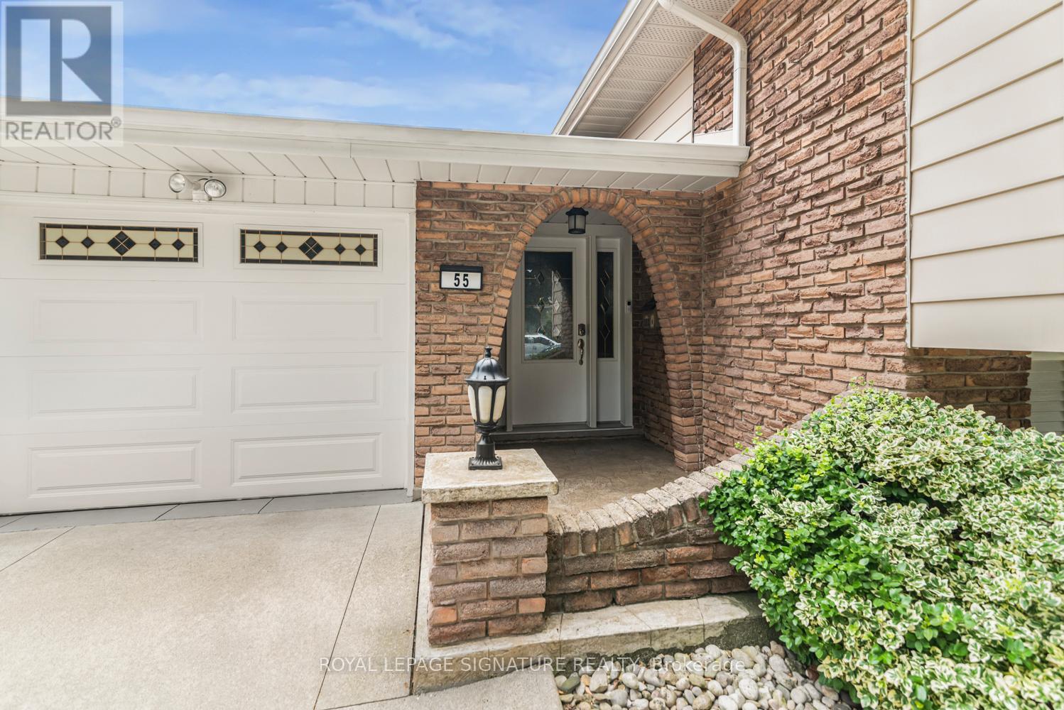 Photo 16 of 55 Hanover Place, Hamilton ON
