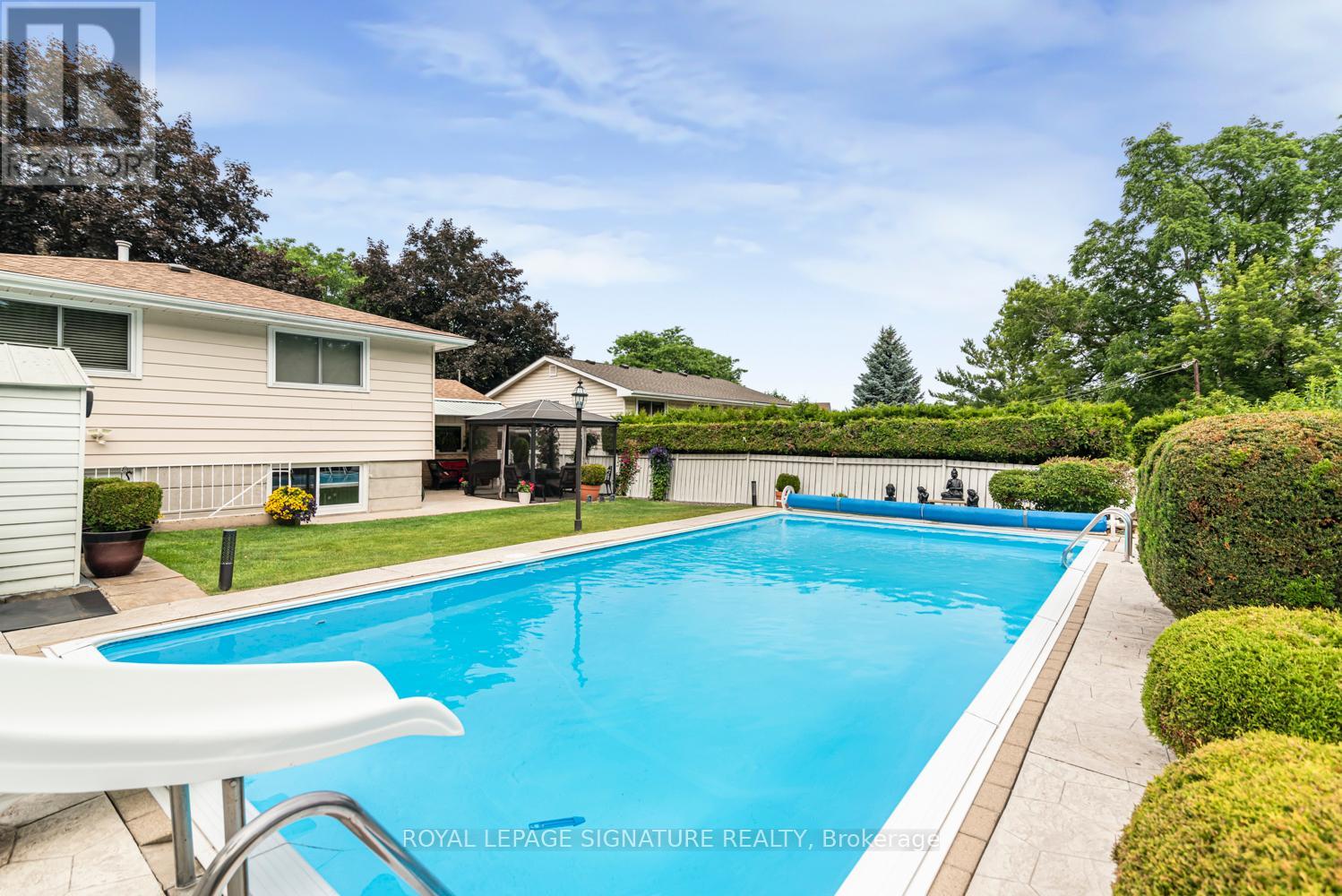 Photo 45 of 55 Hanover Place, Hamilton ON