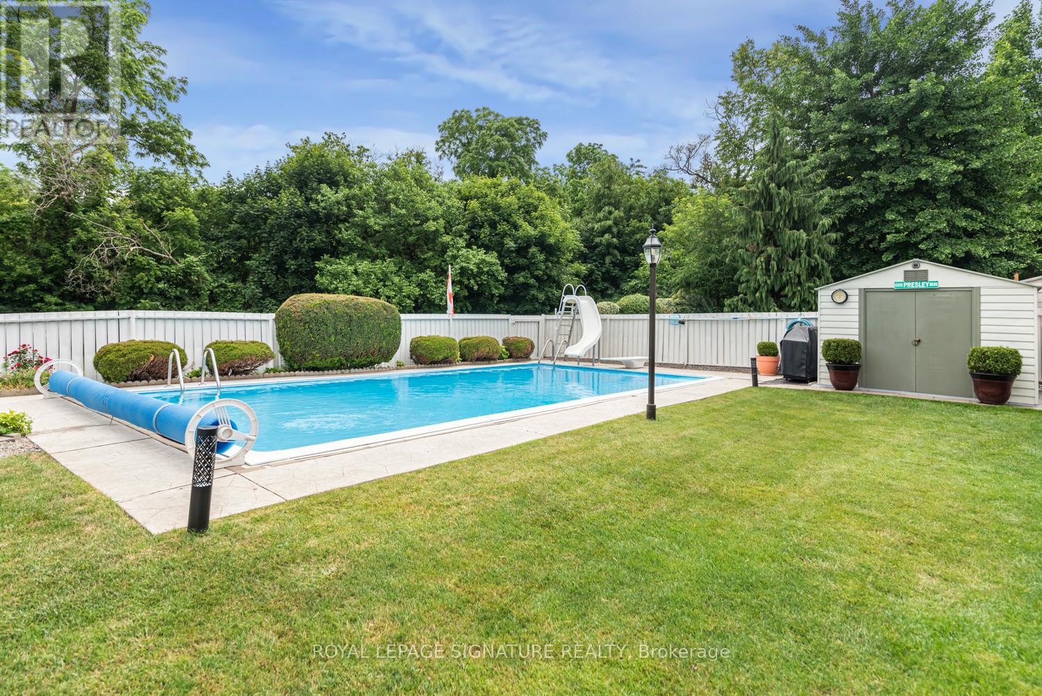 Photo 12 of 55 Hanover Place, Hamilton ON