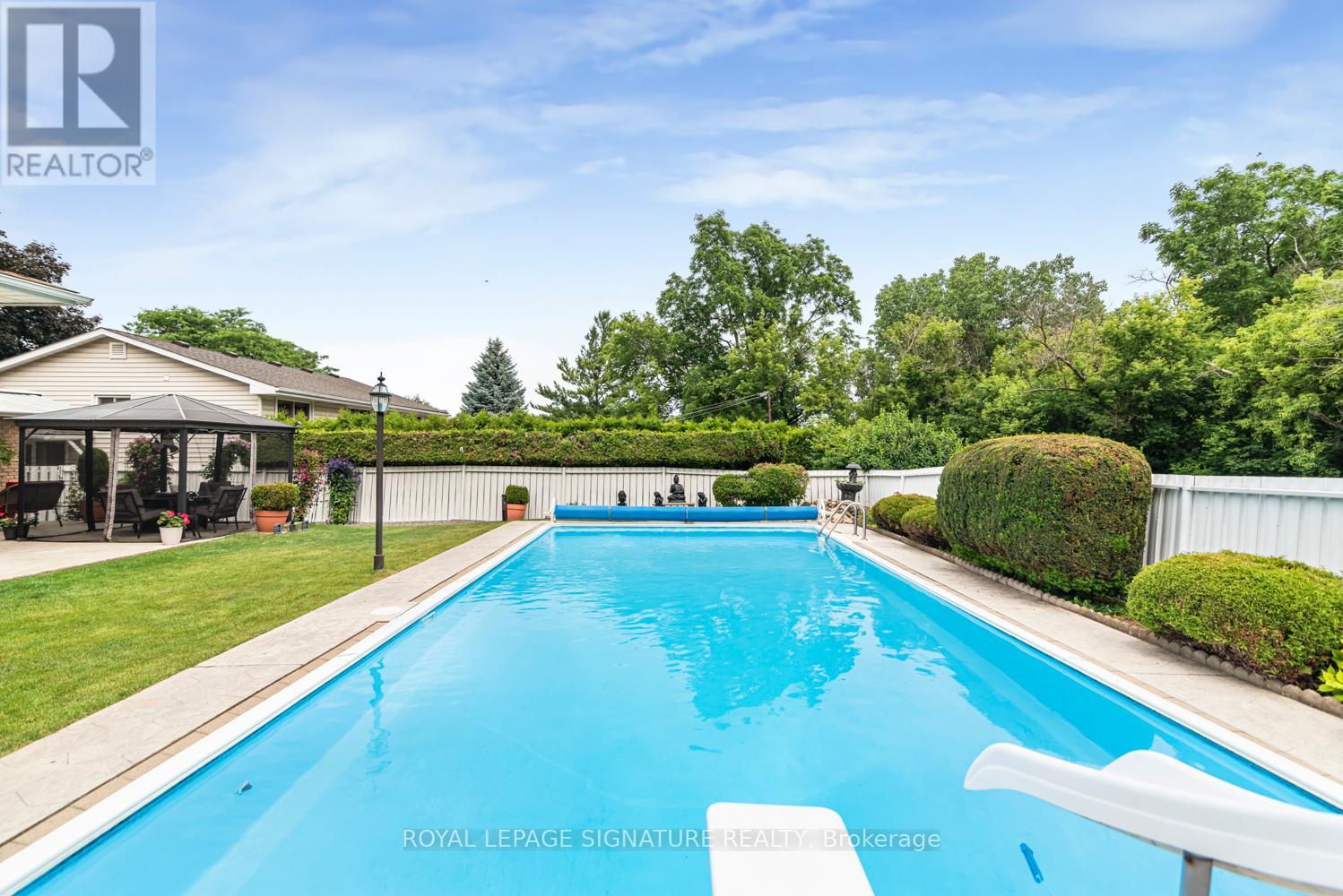 Photo 44 of 55 Hanover Place, Hamilton ON