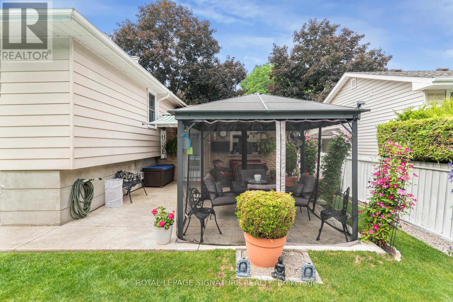Photo 31 of 55 Hanover Place, Hamilton ON