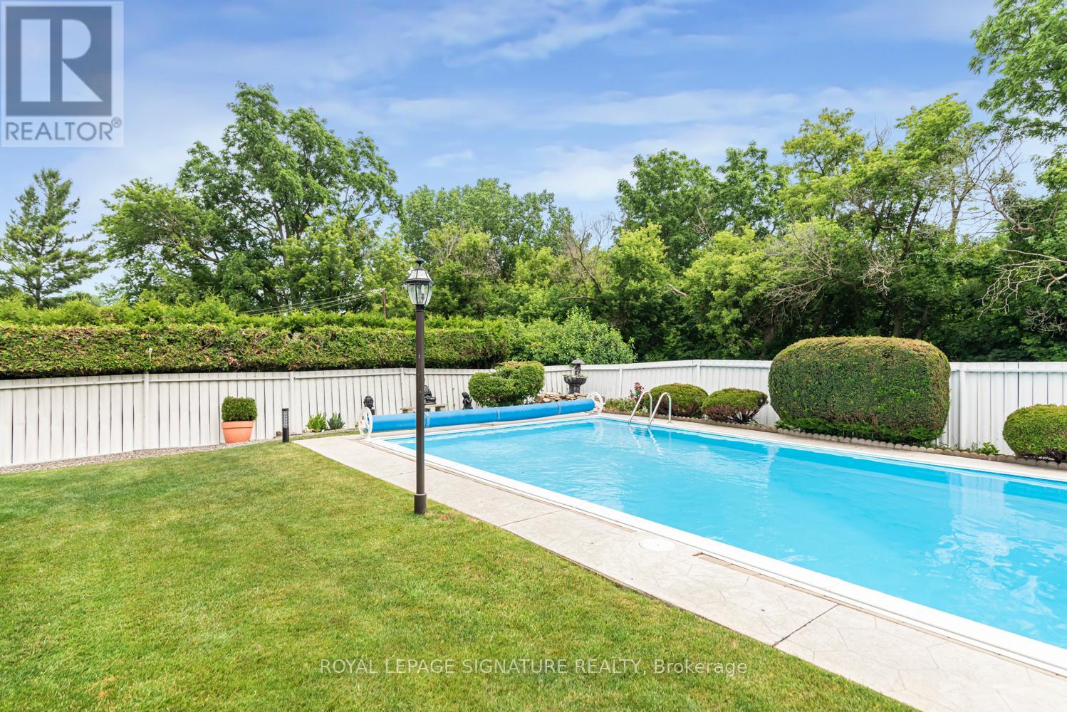 Photo 30 of 55 Hanover Place, Hamilton ON