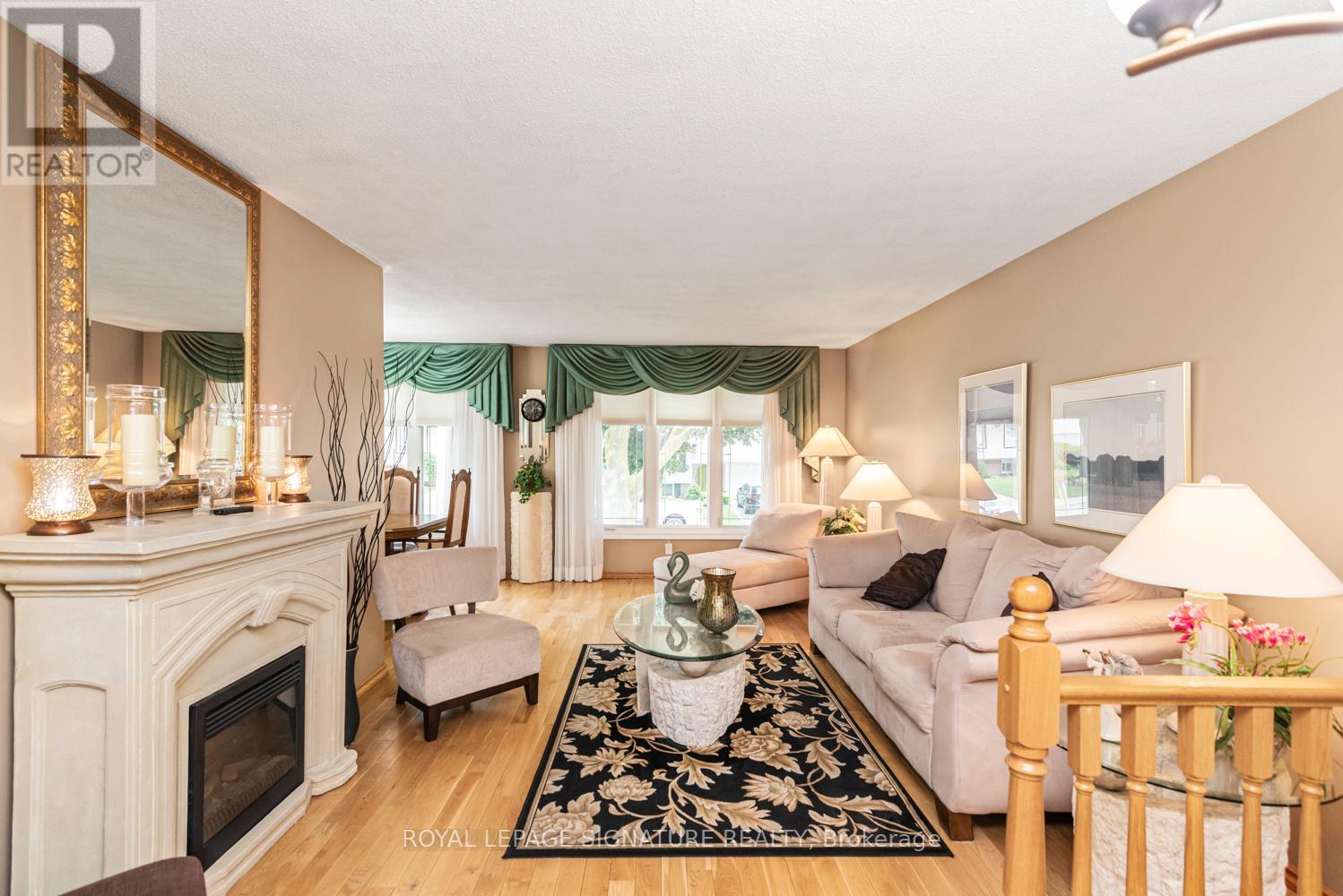 Photo 18 of 55 Hanover Place, Hamilton ON