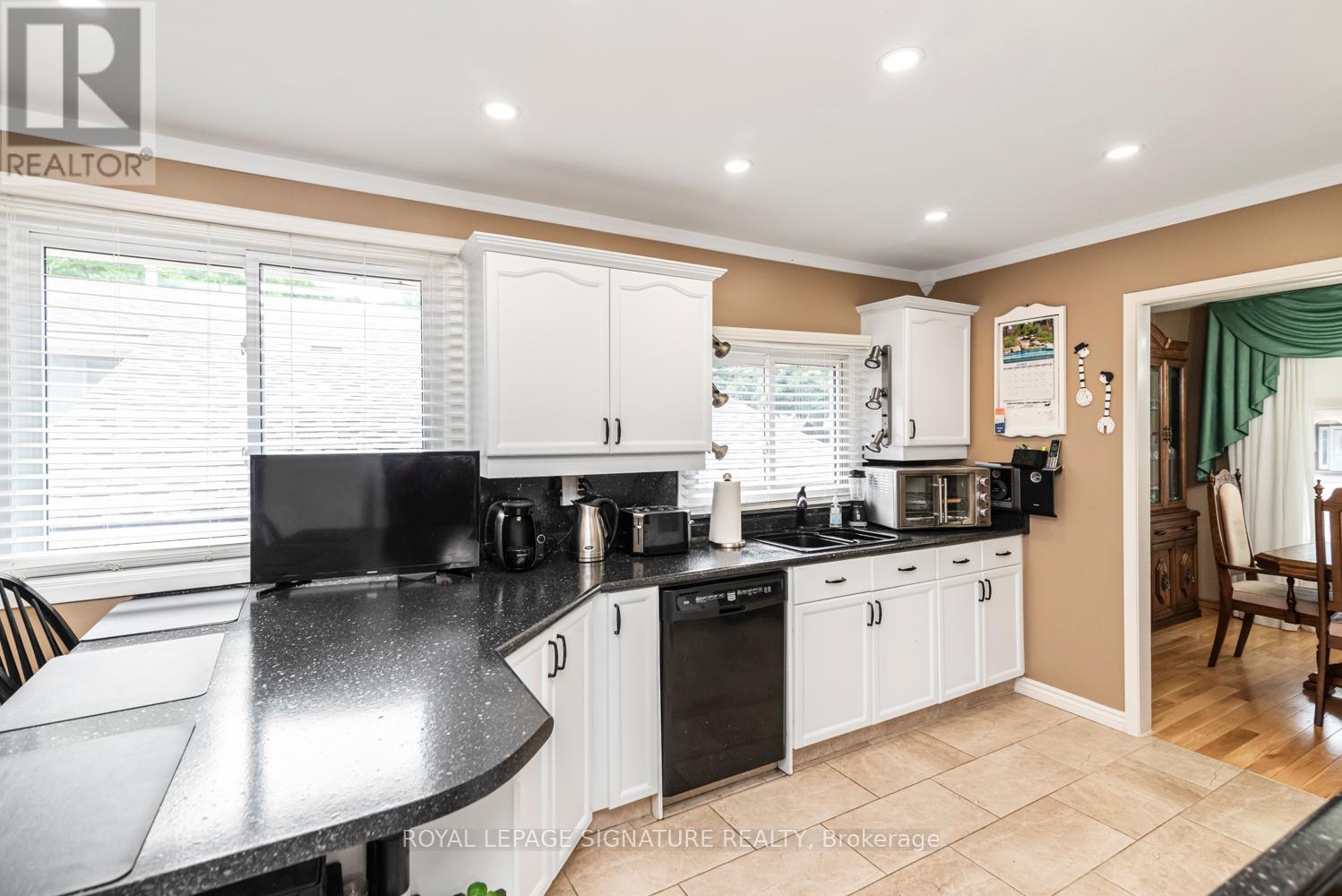 Photo 41 of 55 Hanover Place, Hamilton ON