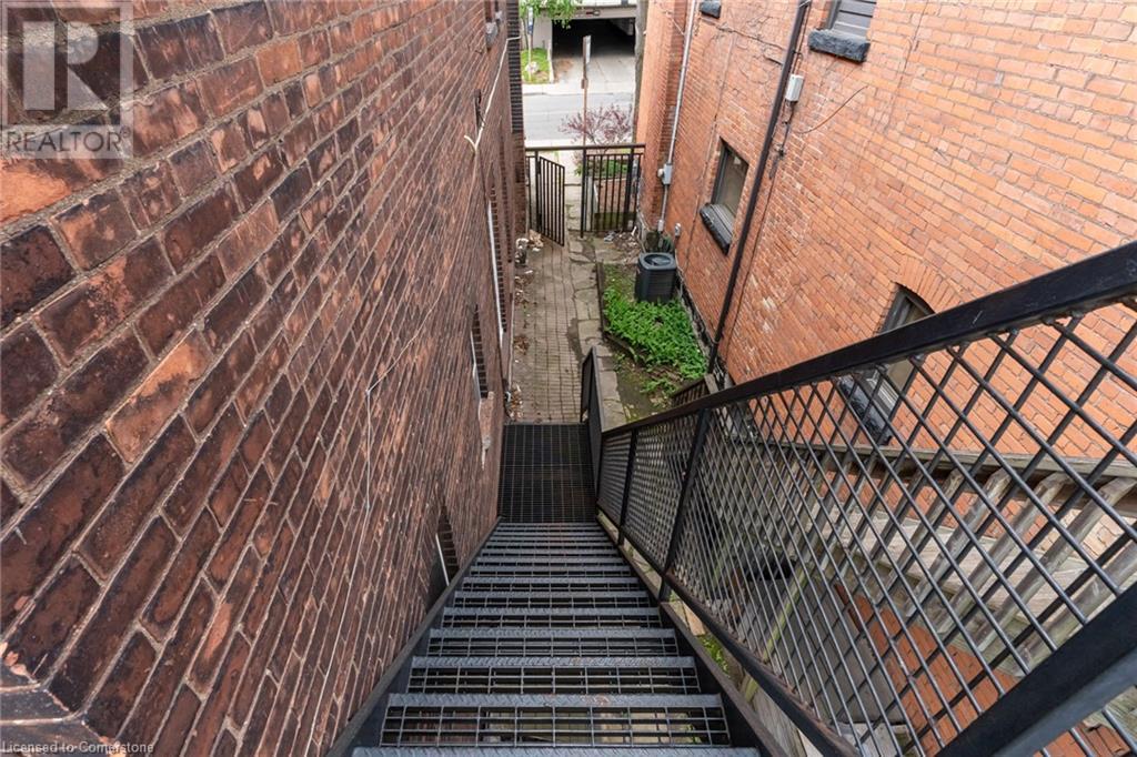 Photo 16 of 55 Young Street, Hamilton ON