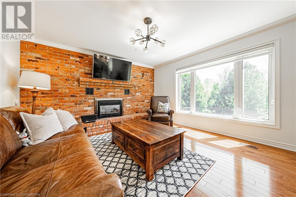 Photo 15 of 6 Iris Court, Carlisle ON