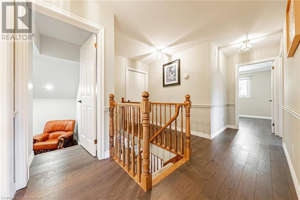 Photo 23 of 6 Iris Court, Carlisle ON