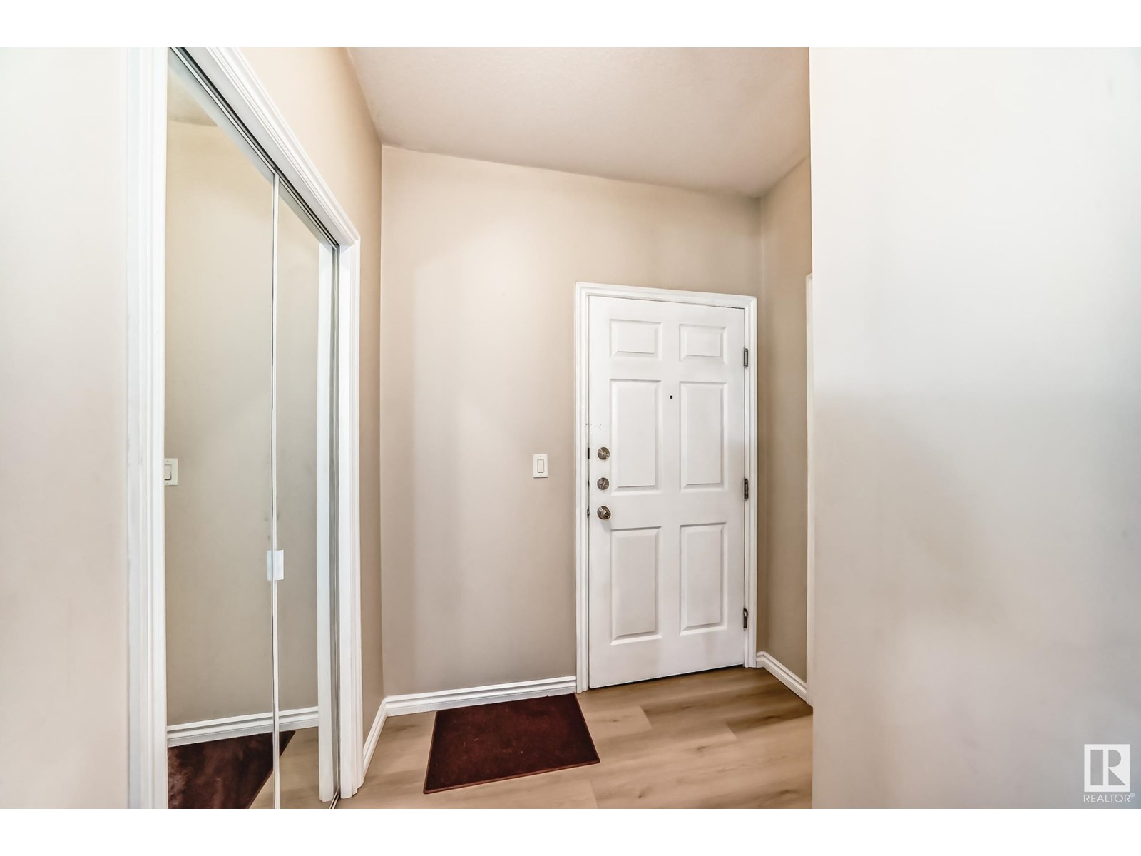 Photo 39 of 101 10346 117 St Nw, Edmonton AB