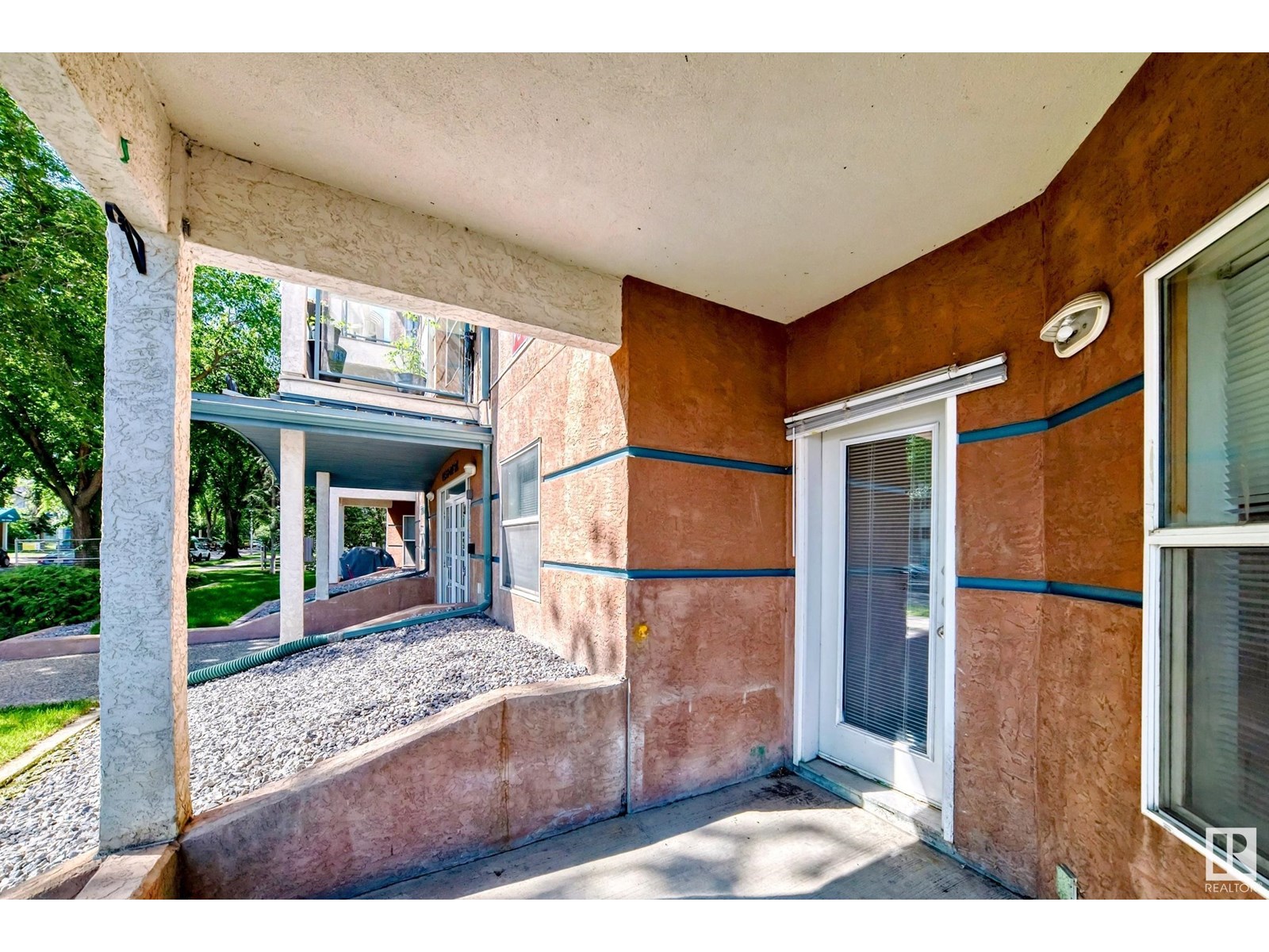 Photo 10 of 101 10346 117 St Nw, Edmonton AB