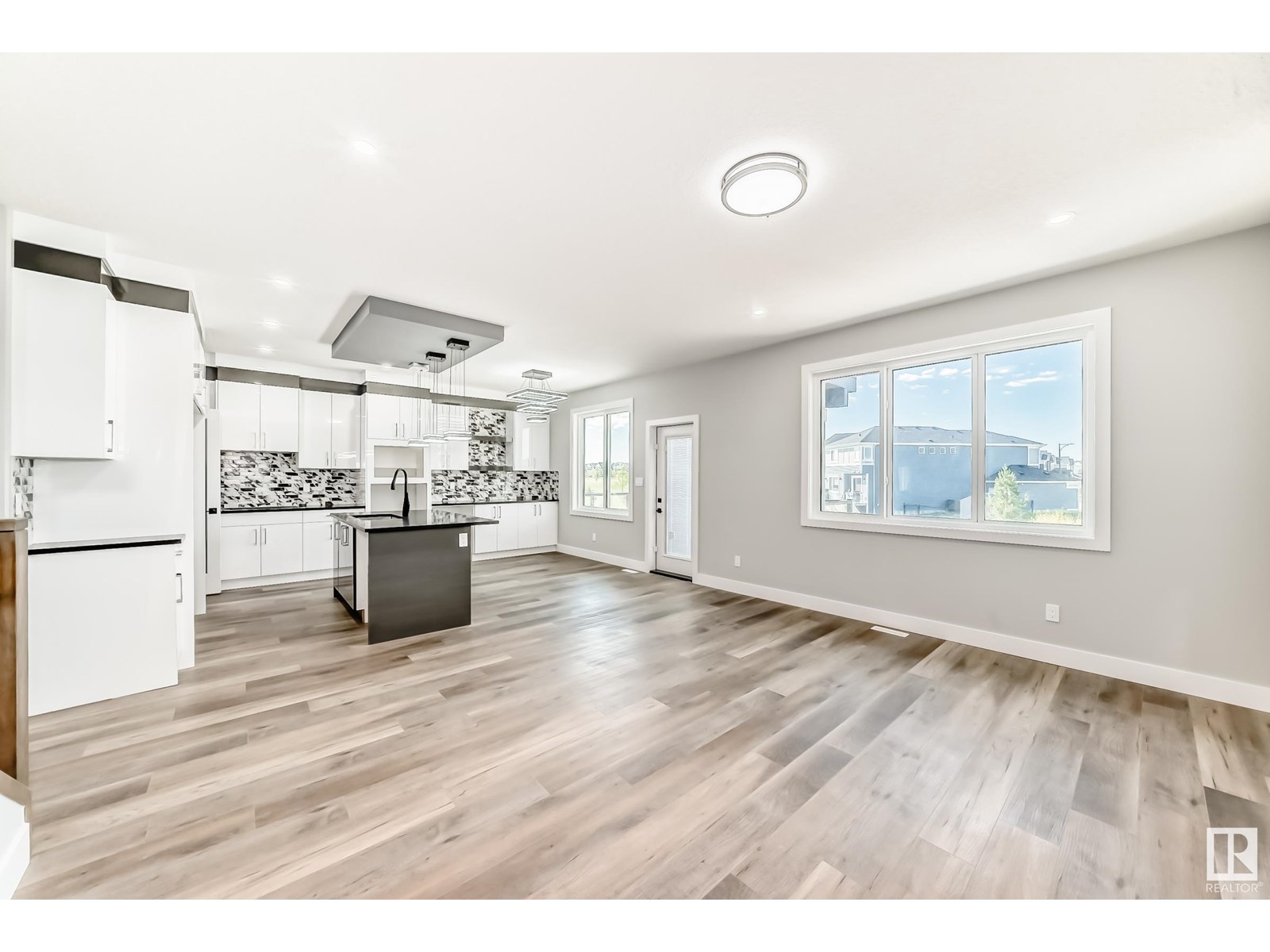 Photo 31 of 128 Edgewater Ci, Leduc AB