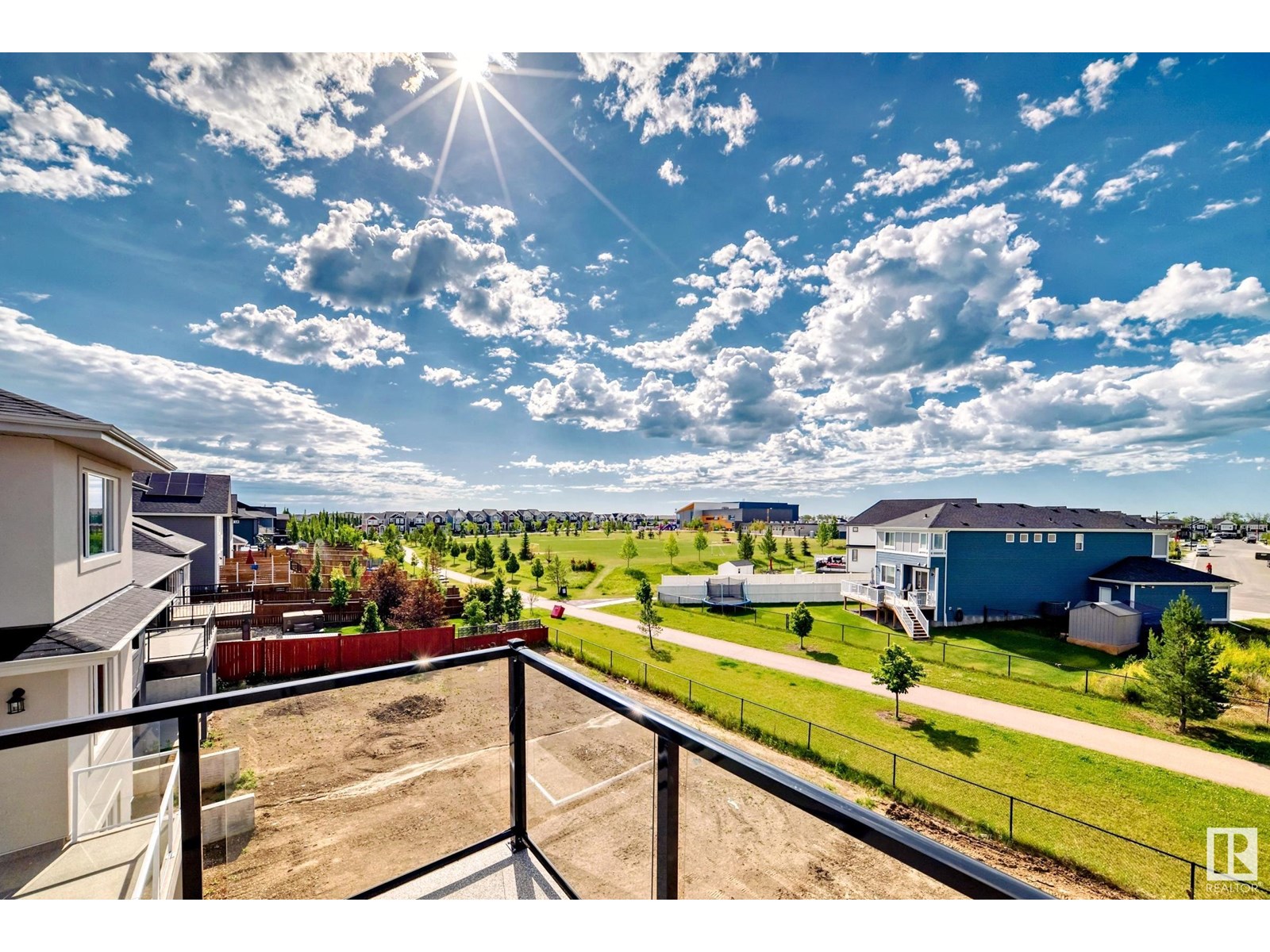 Photo 44 of 128 Edgewater Ci, Leduc AB