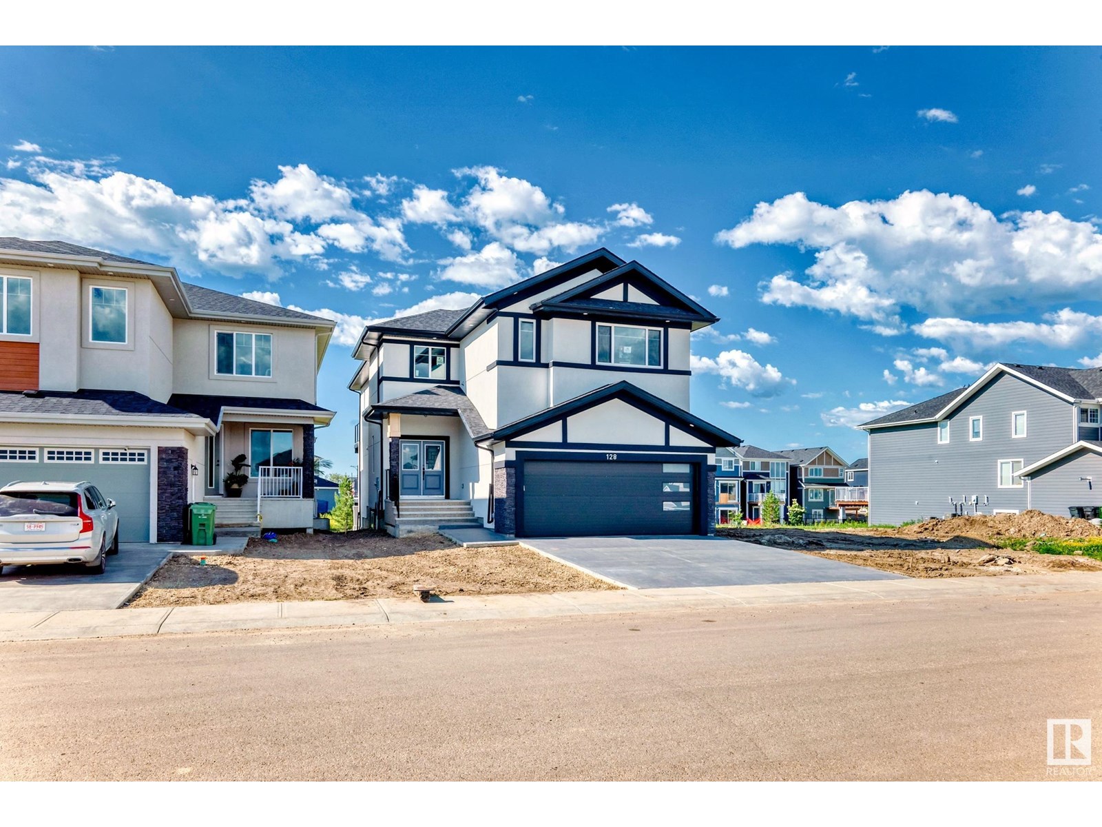 Photo 41 of 128 Edgewater Ci, Leduc AB