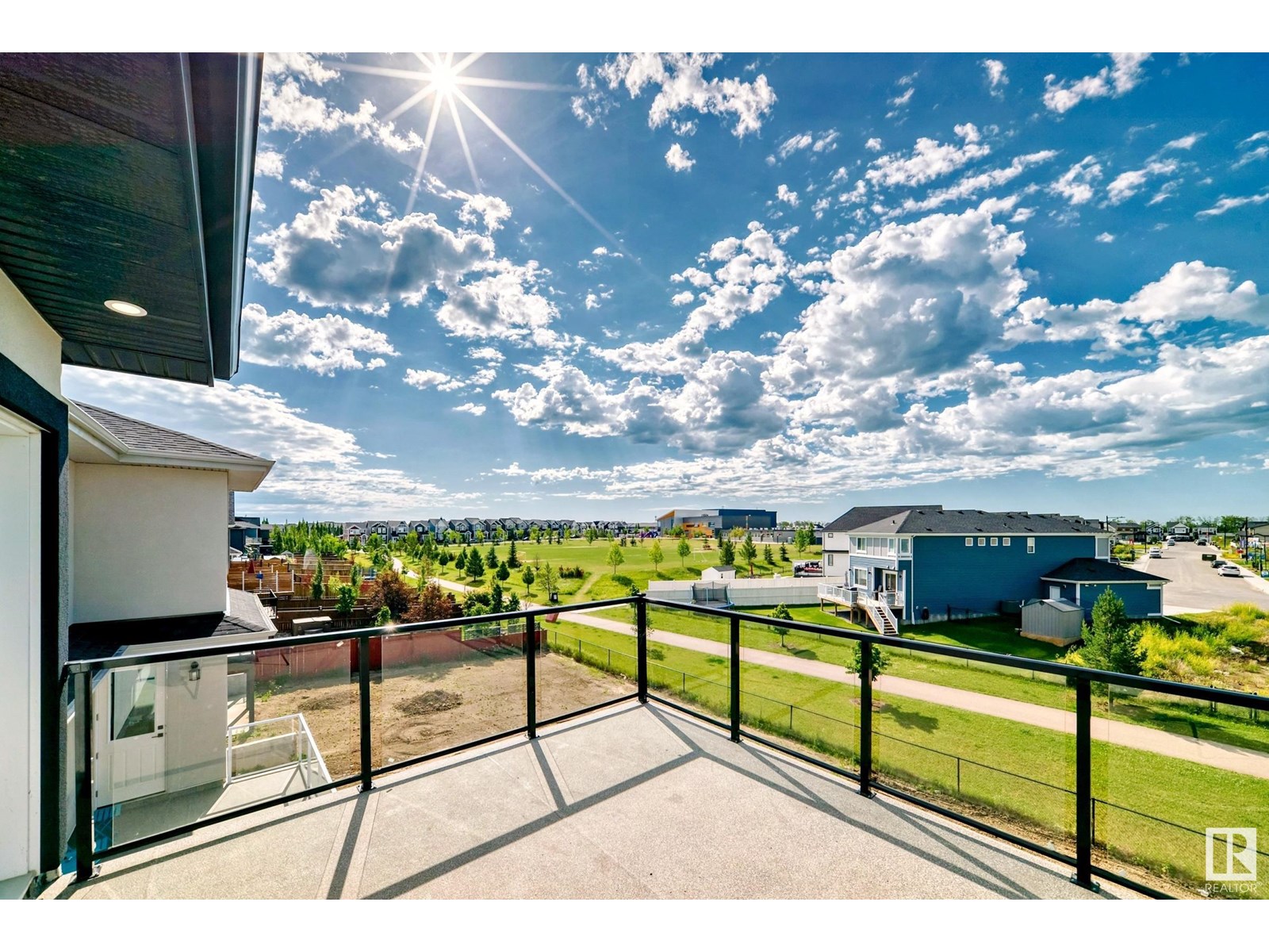 Photo 40 of 128 Edgewater Ci, Leduc AB
