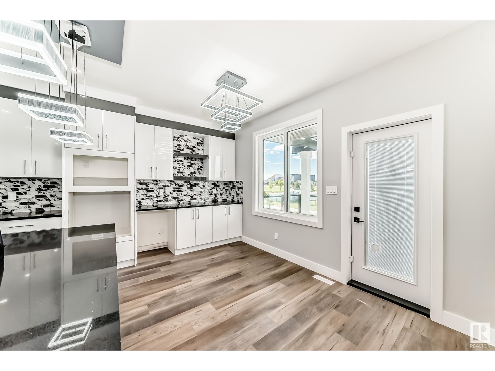 Photo 47 of 128 Edgewater Ci, Leduc AB