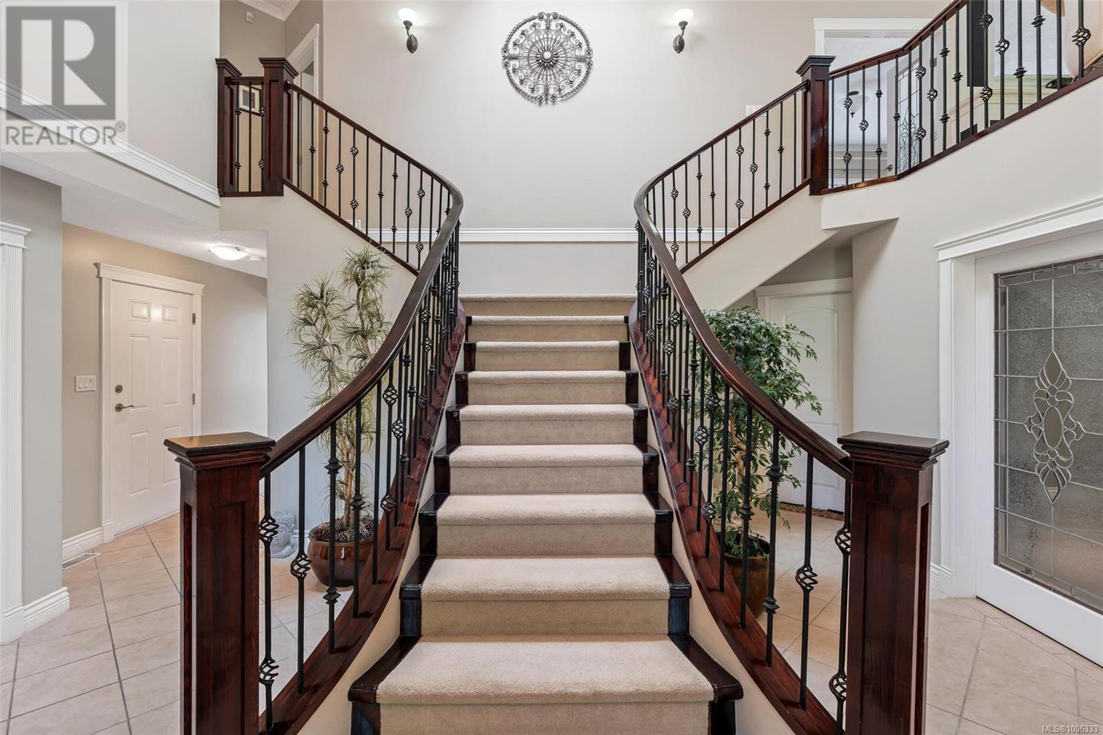 5549 Alderley Rd, Saanich