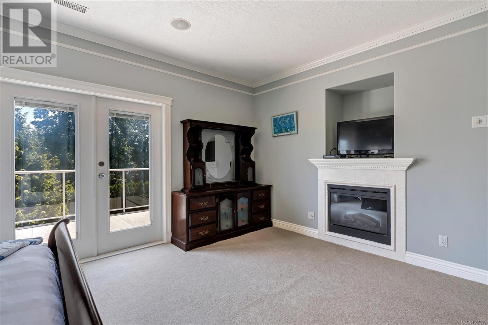 5549 Alderley Rd, Saanich