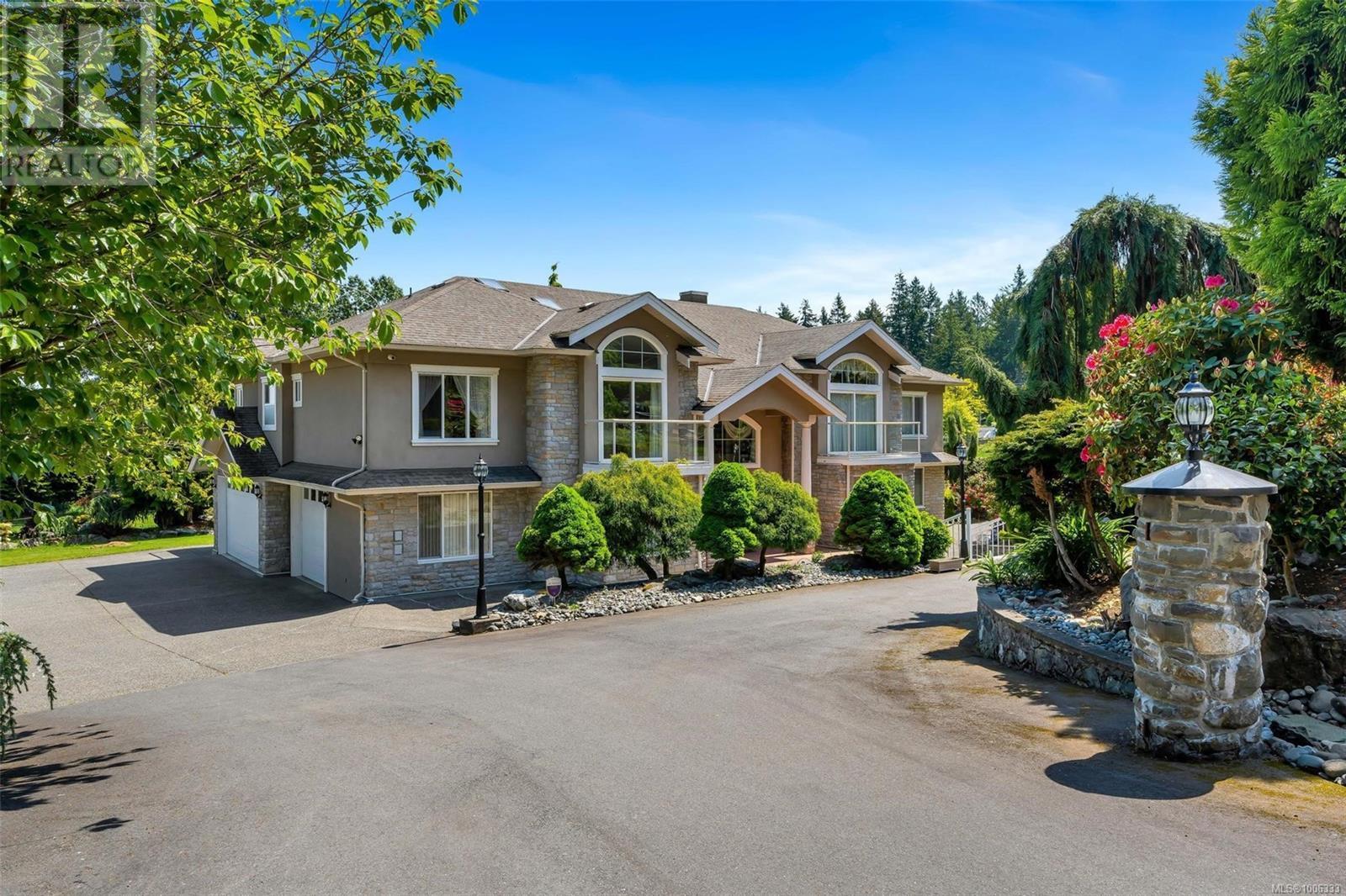 5549 Alderley Rd, Saanich