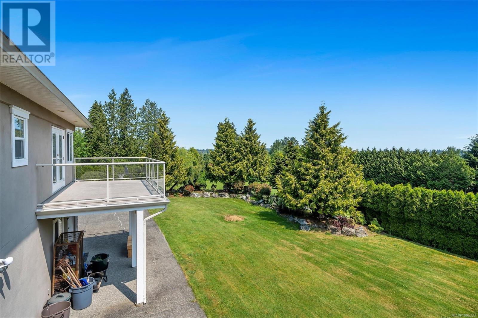 5549 Alderley Rd, Saanich