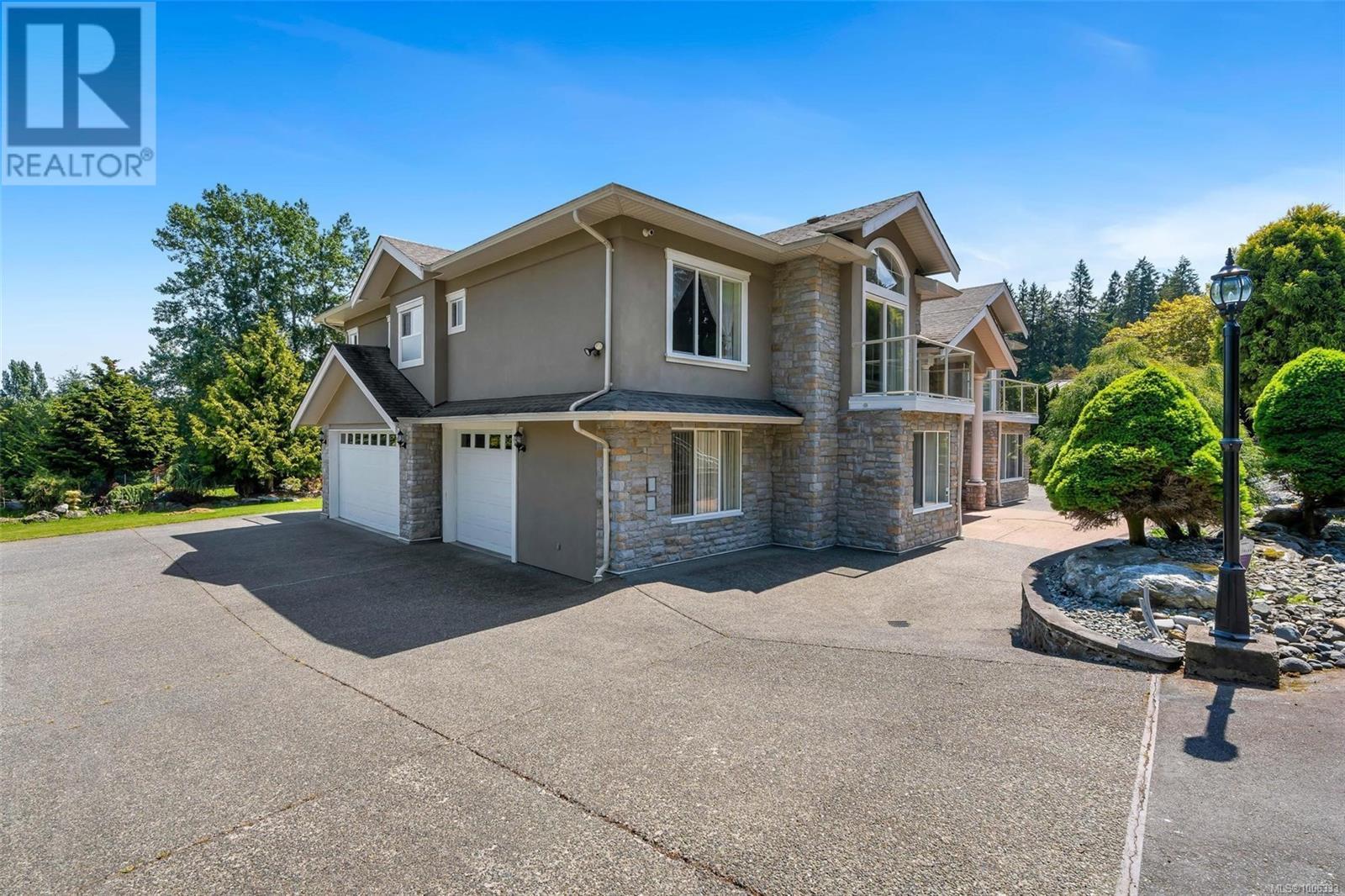5549 Alderley Rd, Saanich