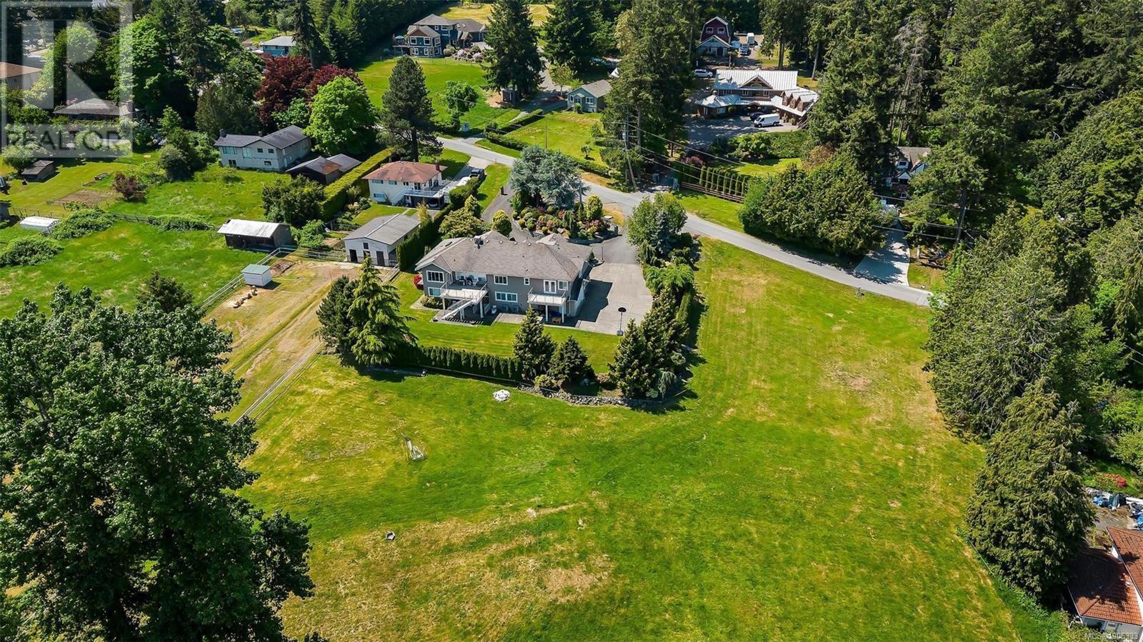 5549 Alderley Rd, Saanich