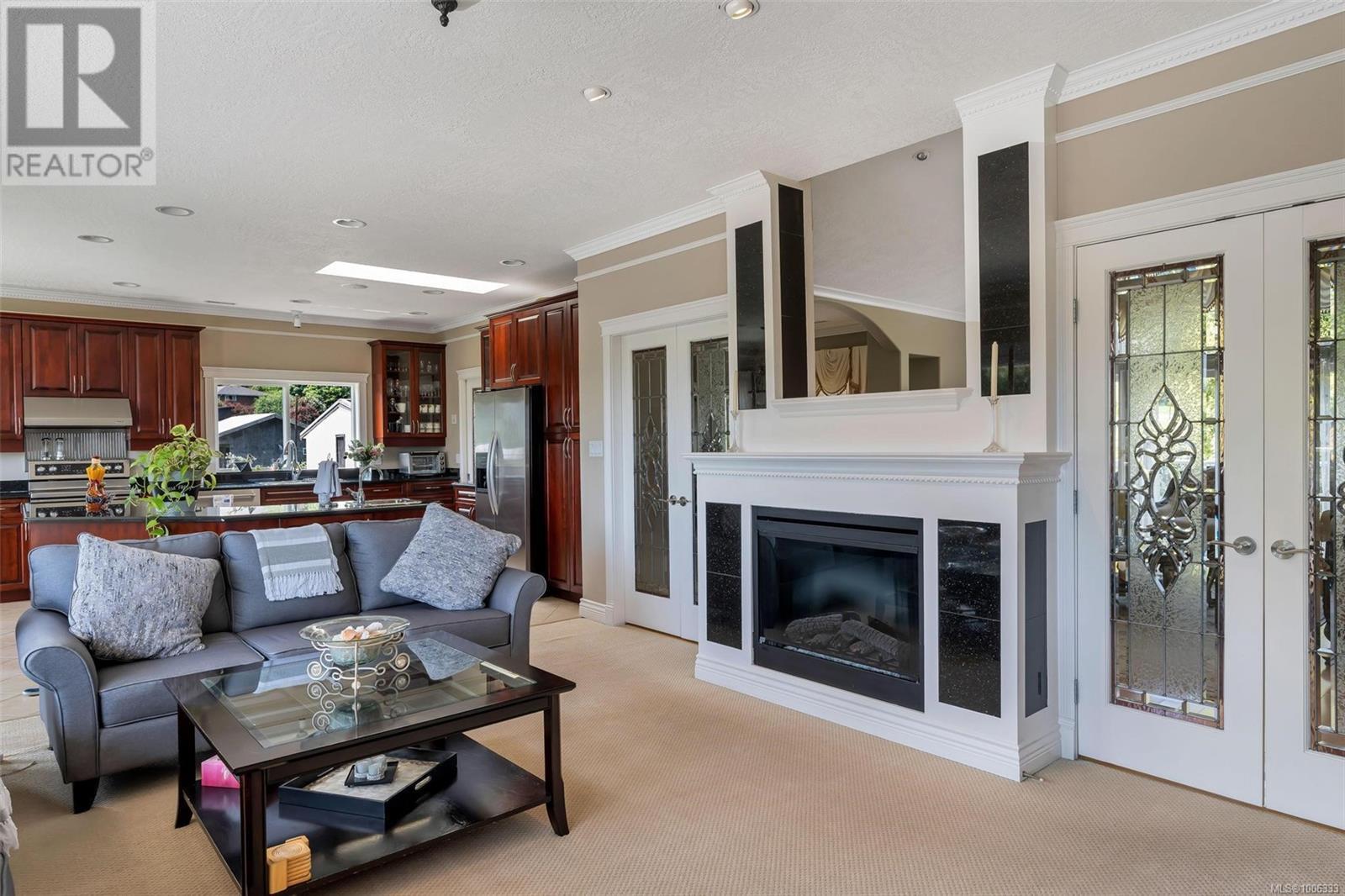 5549 Alderley Rd, Saanich