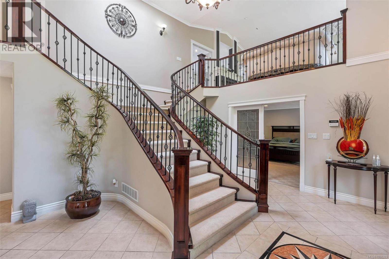 5549 Alderley Rd, Saanich