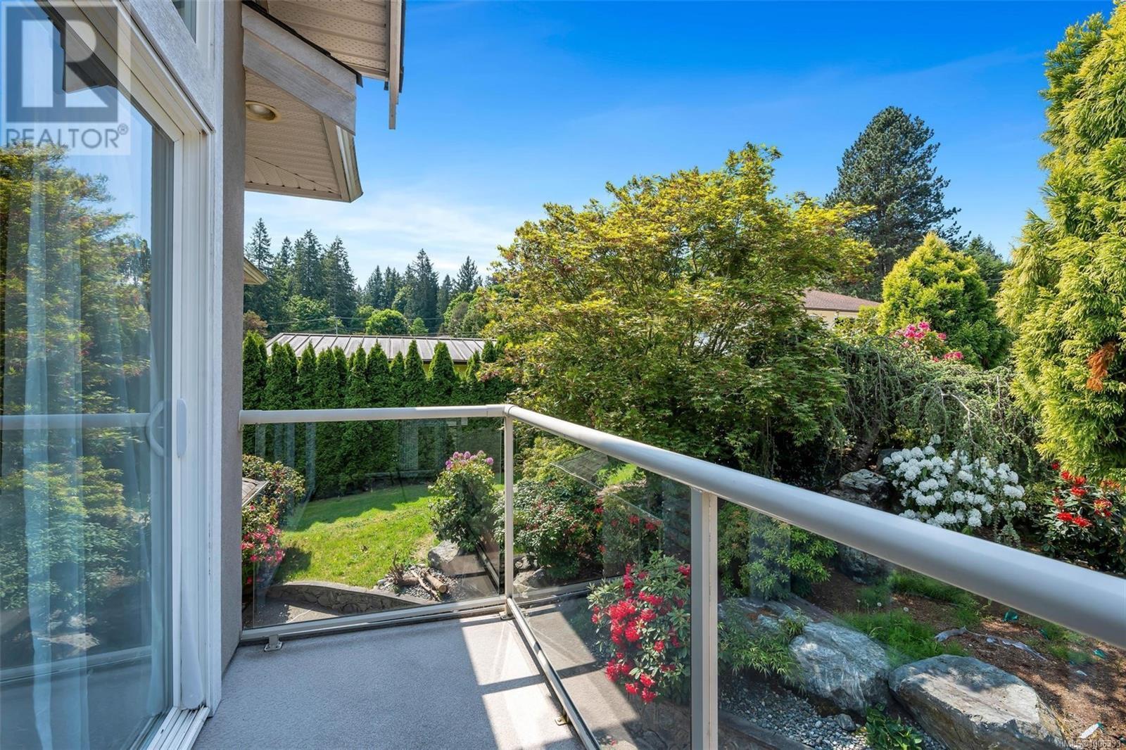5549 Alderley Rd, Saanich