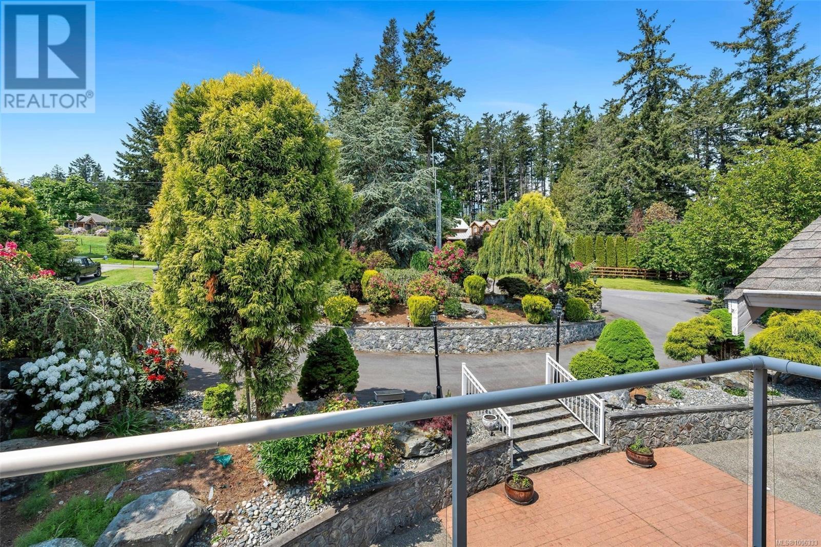 5549 Alderley Rd, Saanich