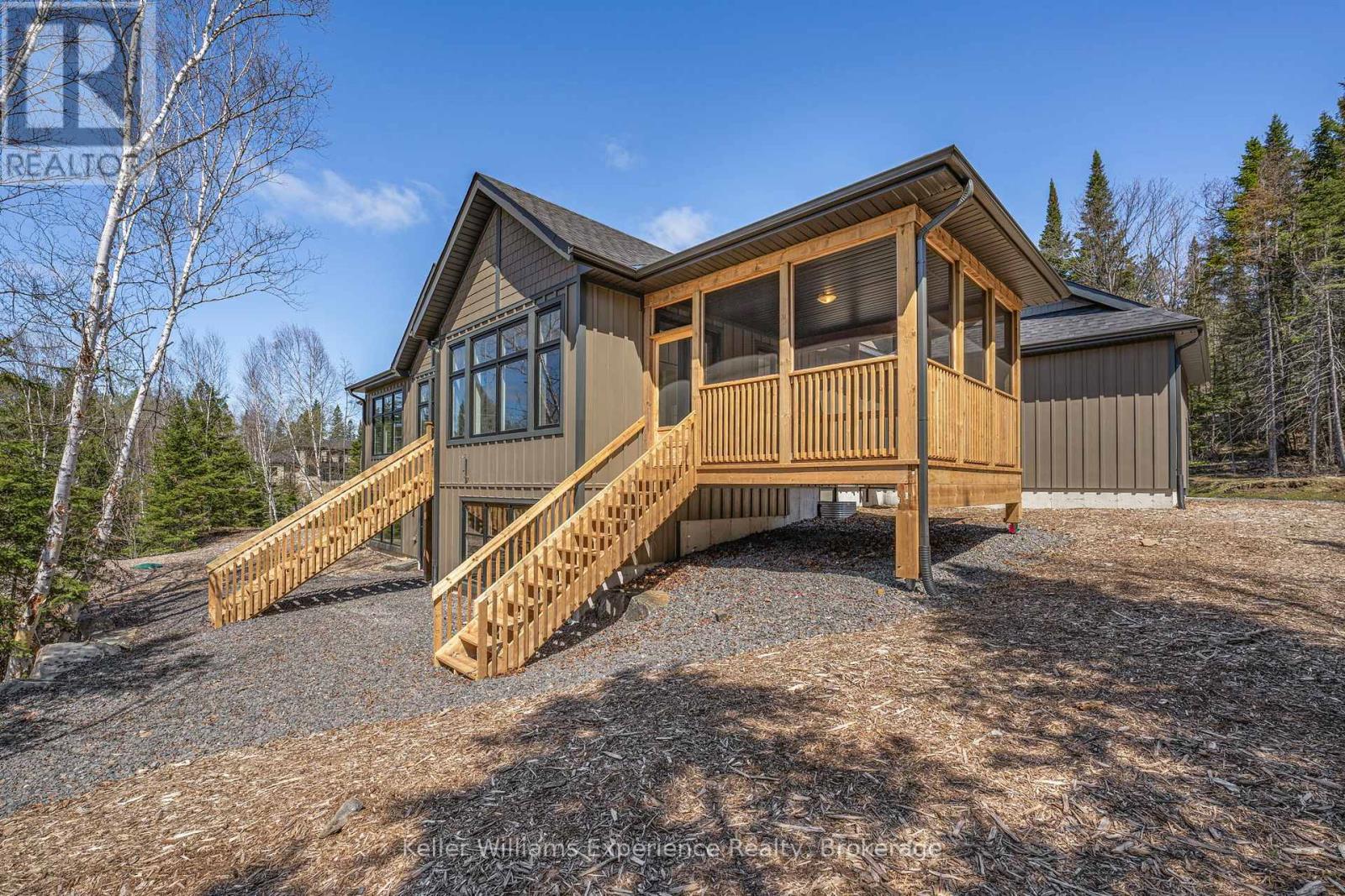 Photo 1 of 85 1016 Pondview Court, Lake Of Bays ON