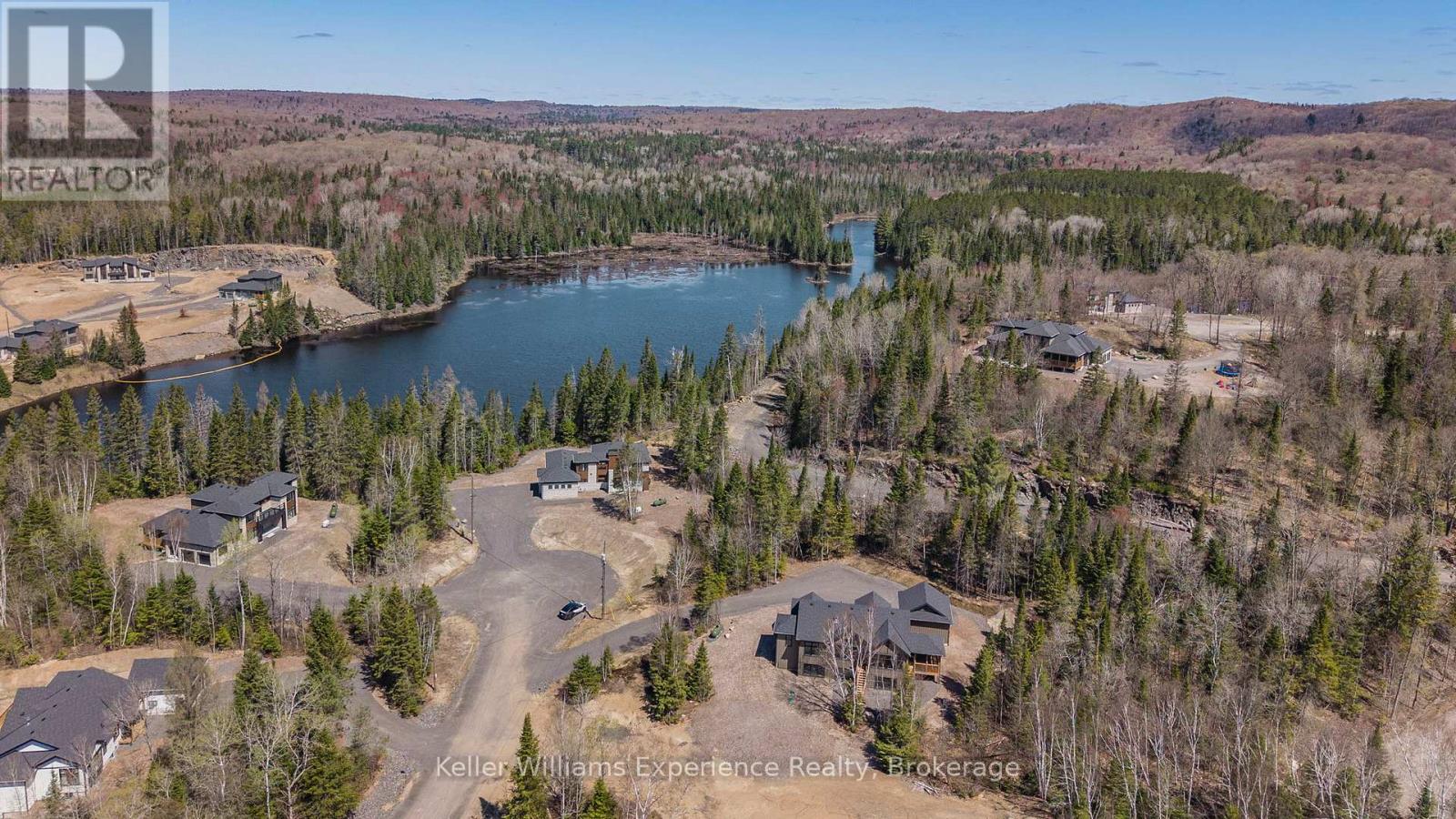 Photo 7 of 85 1016 Pondview Court, Lake Of Bays ON
