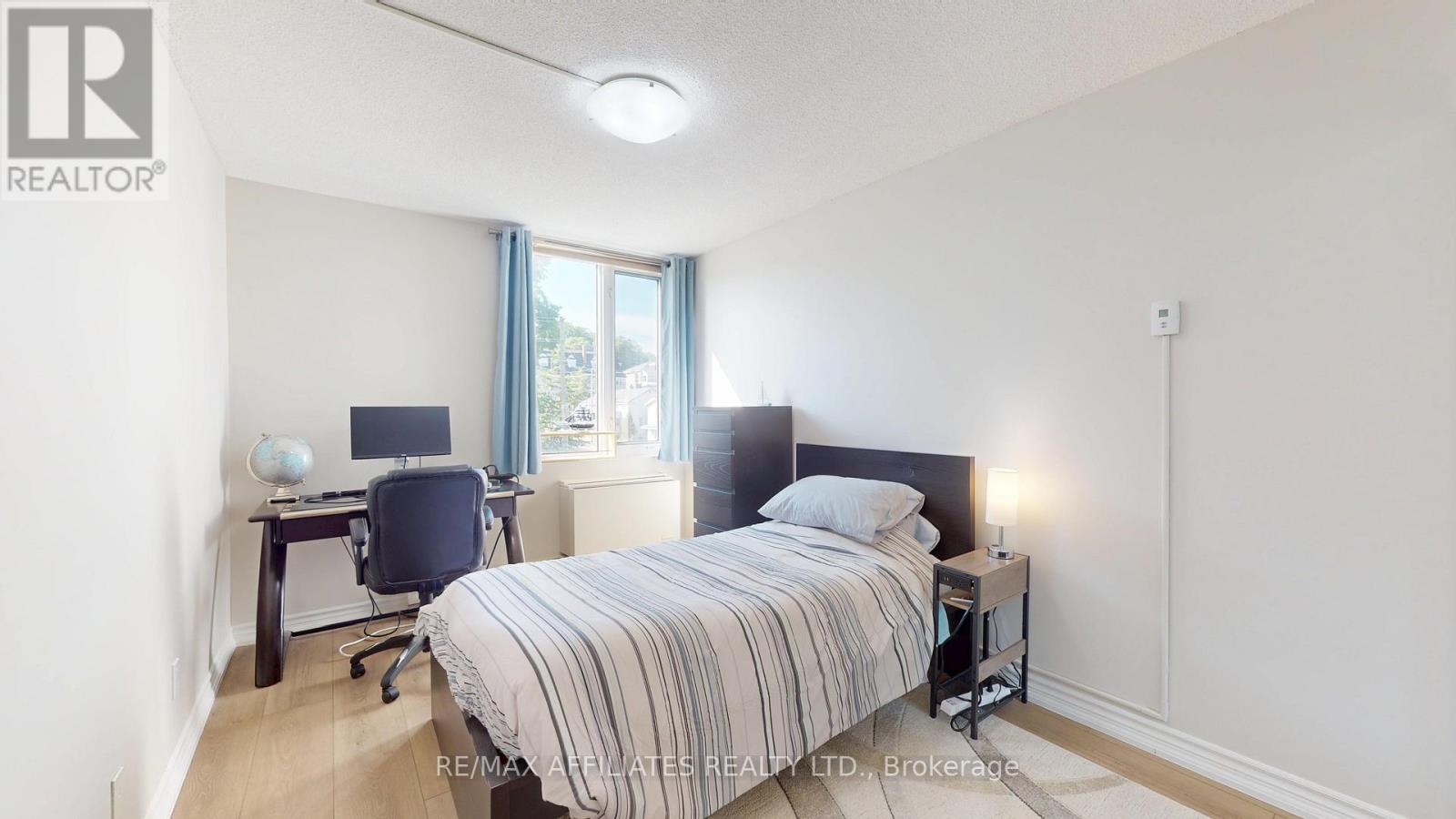Photo 27 of 504 55 Water Street E, Brockville ON