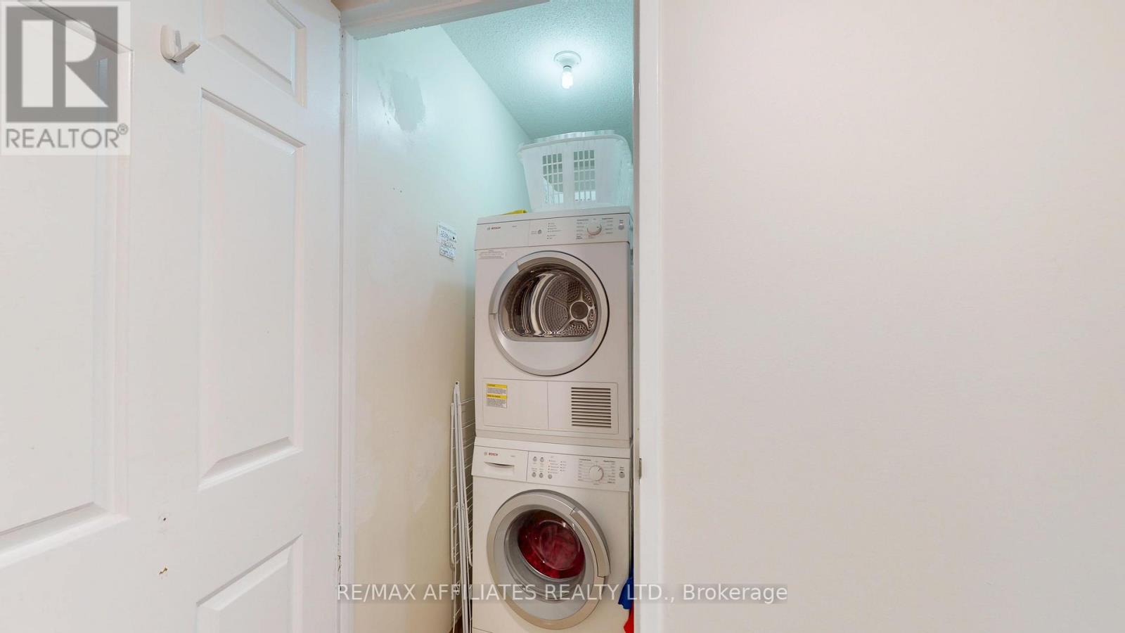 Photo 29 of 504 55 Water Street E, Brockville ON