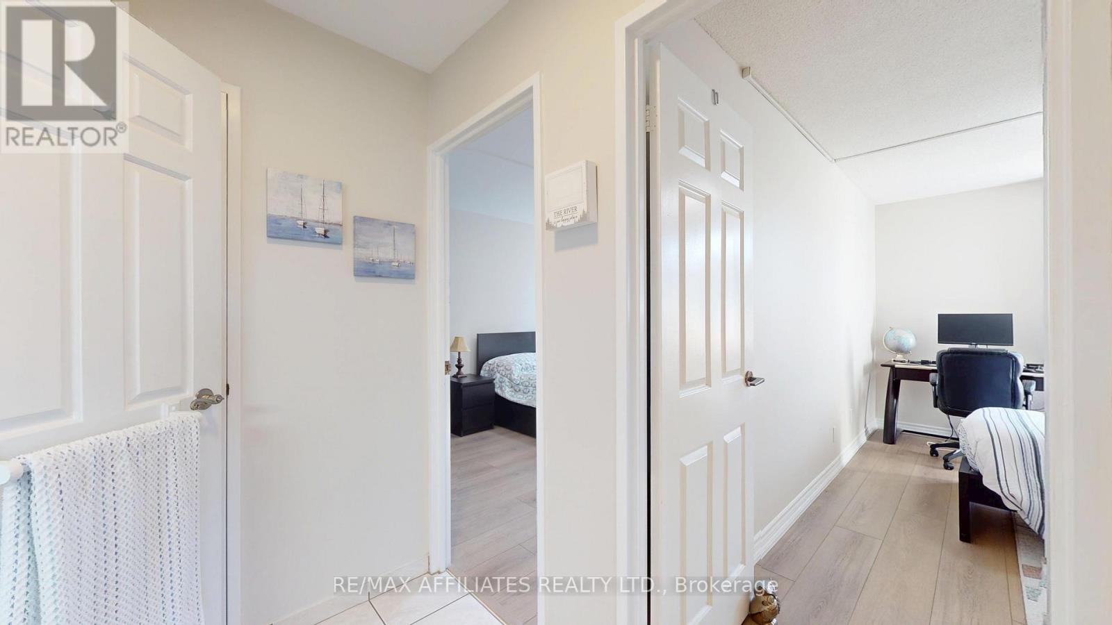 Photo 8 of 504 55 Water Street E, Brockville ON
