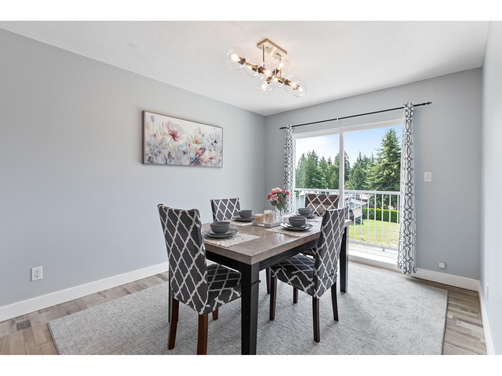 Photo 10 of 2263 Sentinel Drive, Abbotsford BC