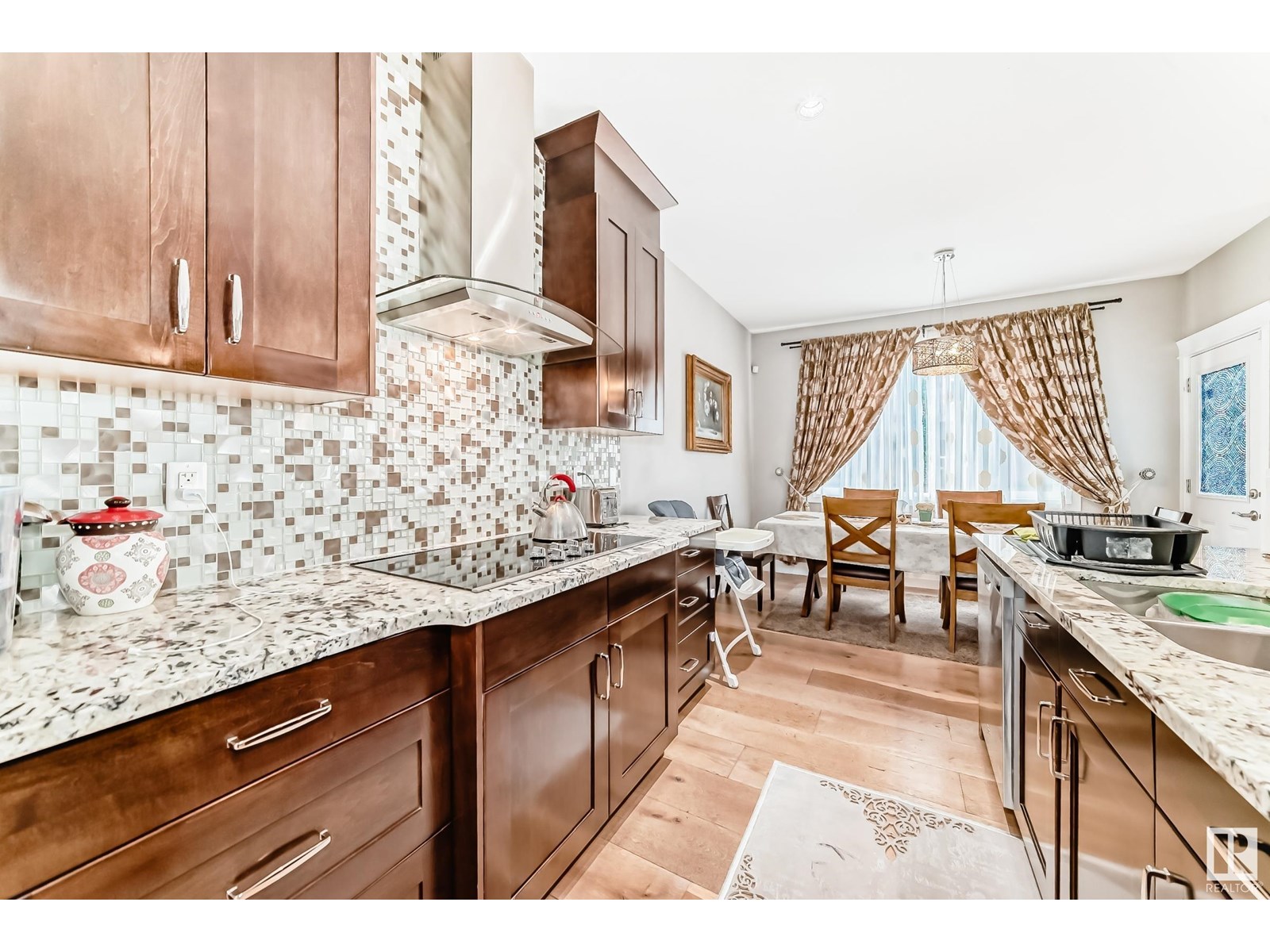 Photo 13 of 16756 61 St Nw, Edmonton AB