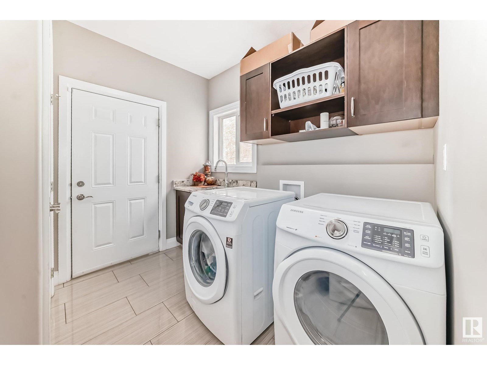Photo 21 of 16756 61 St Nw, Edmonton AB