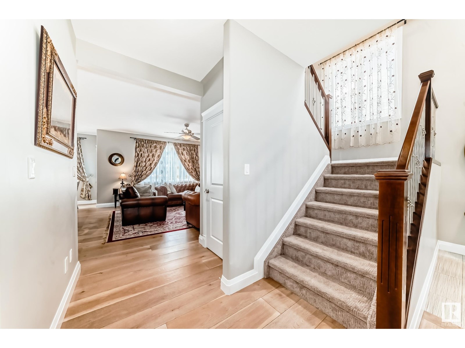 Photo 22 of 16756 61 St Nw, Edmonton AB