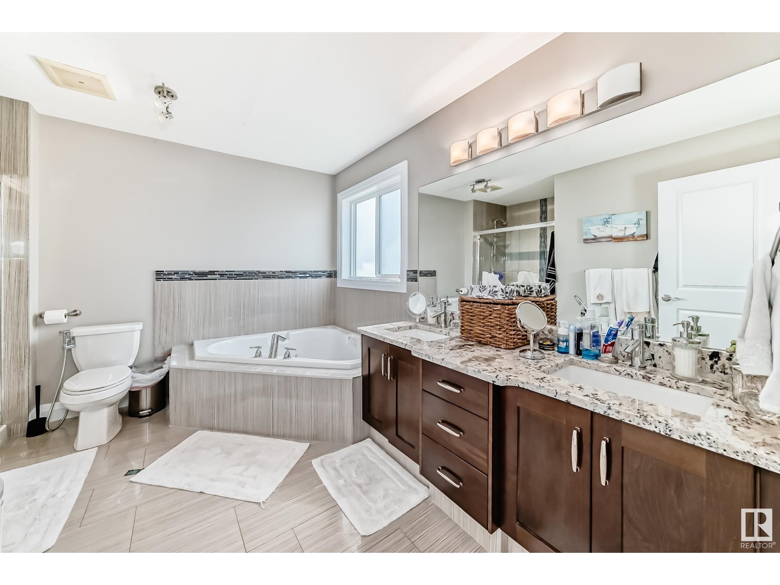 Photo 26 of 16756 61 St Nw, Edmonton AB