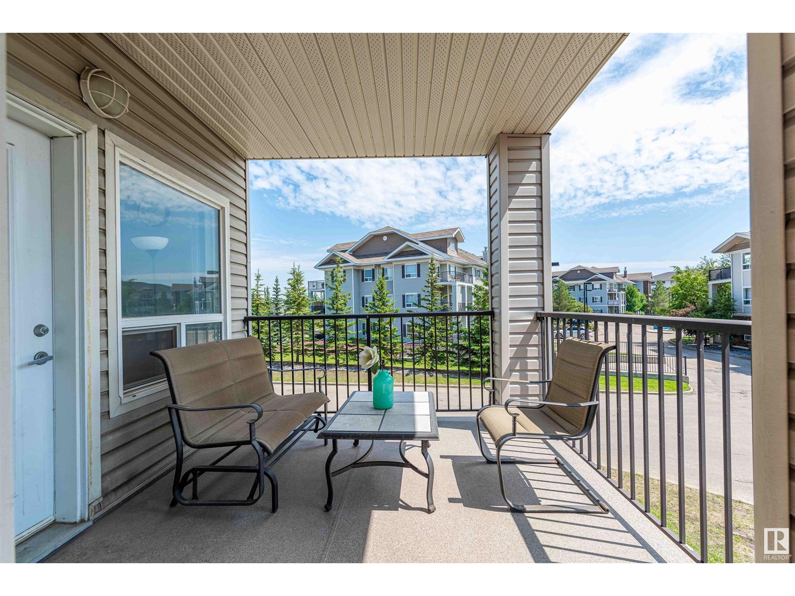 Photo 7 of 7224 7327 South Terwillegar Dr Nw, Edmonton AB