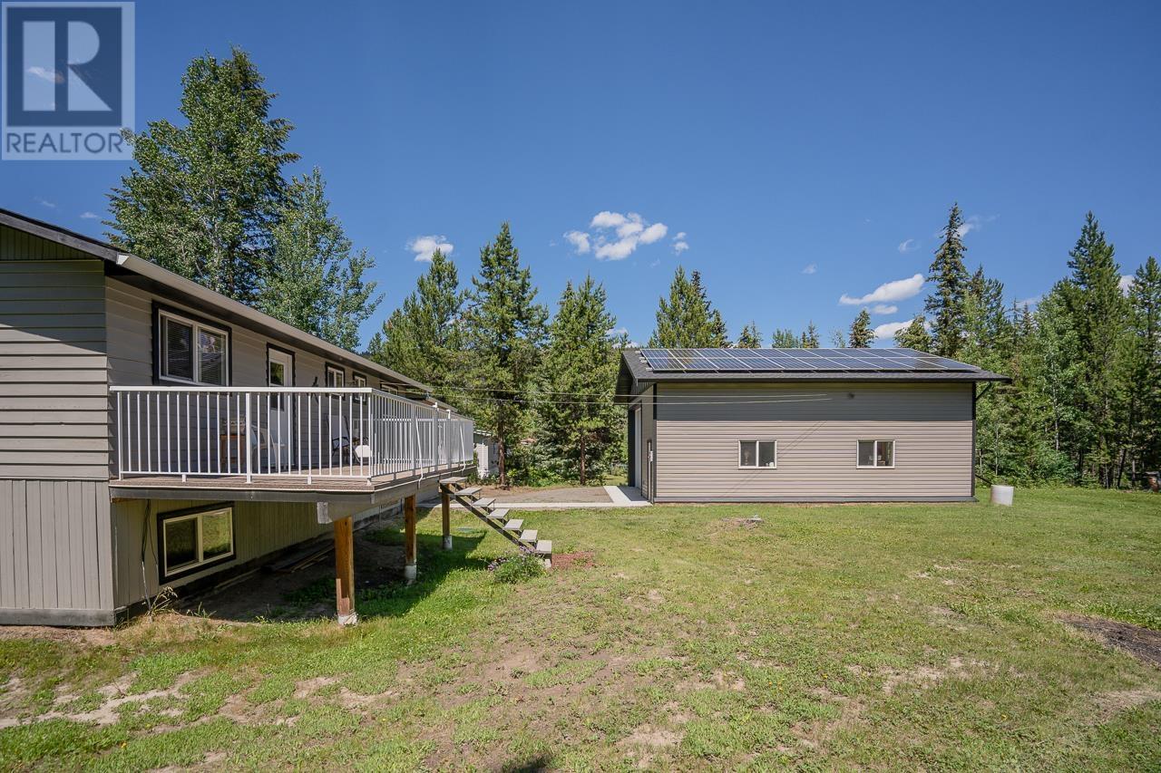 6487 GREY CRESCENT, Horse Lake