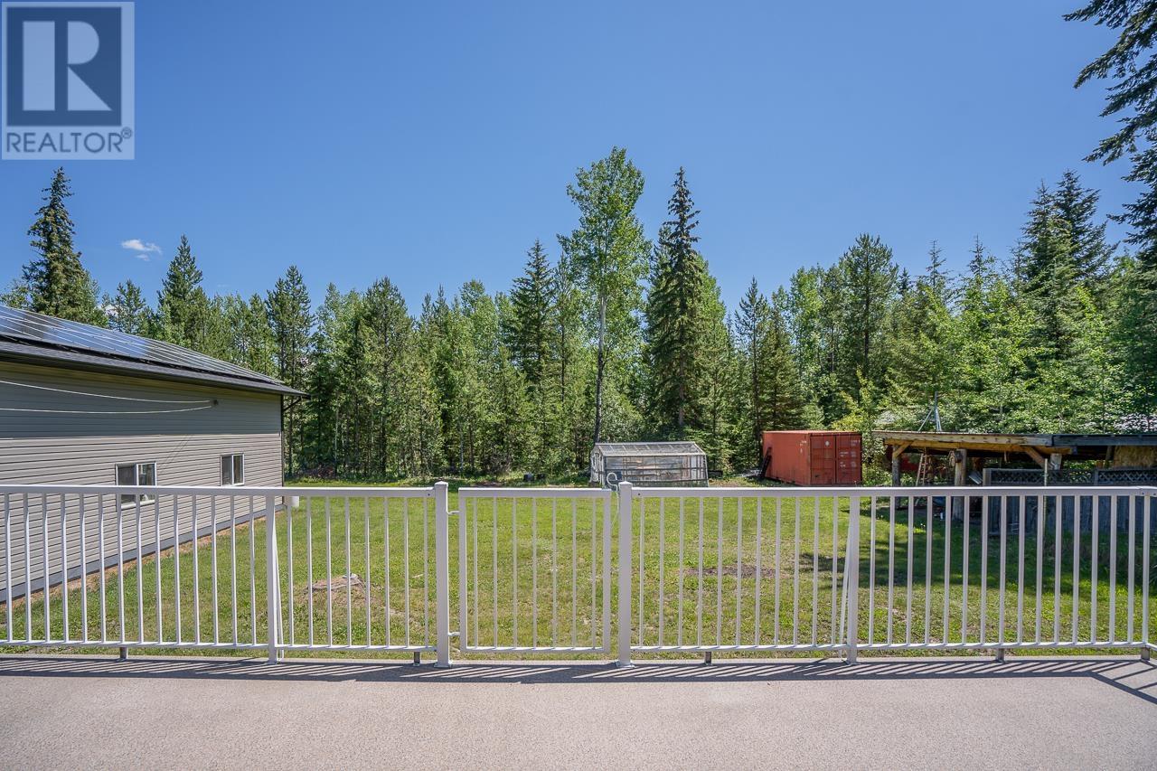 6487 GREY CRESCENT, Horse Lake